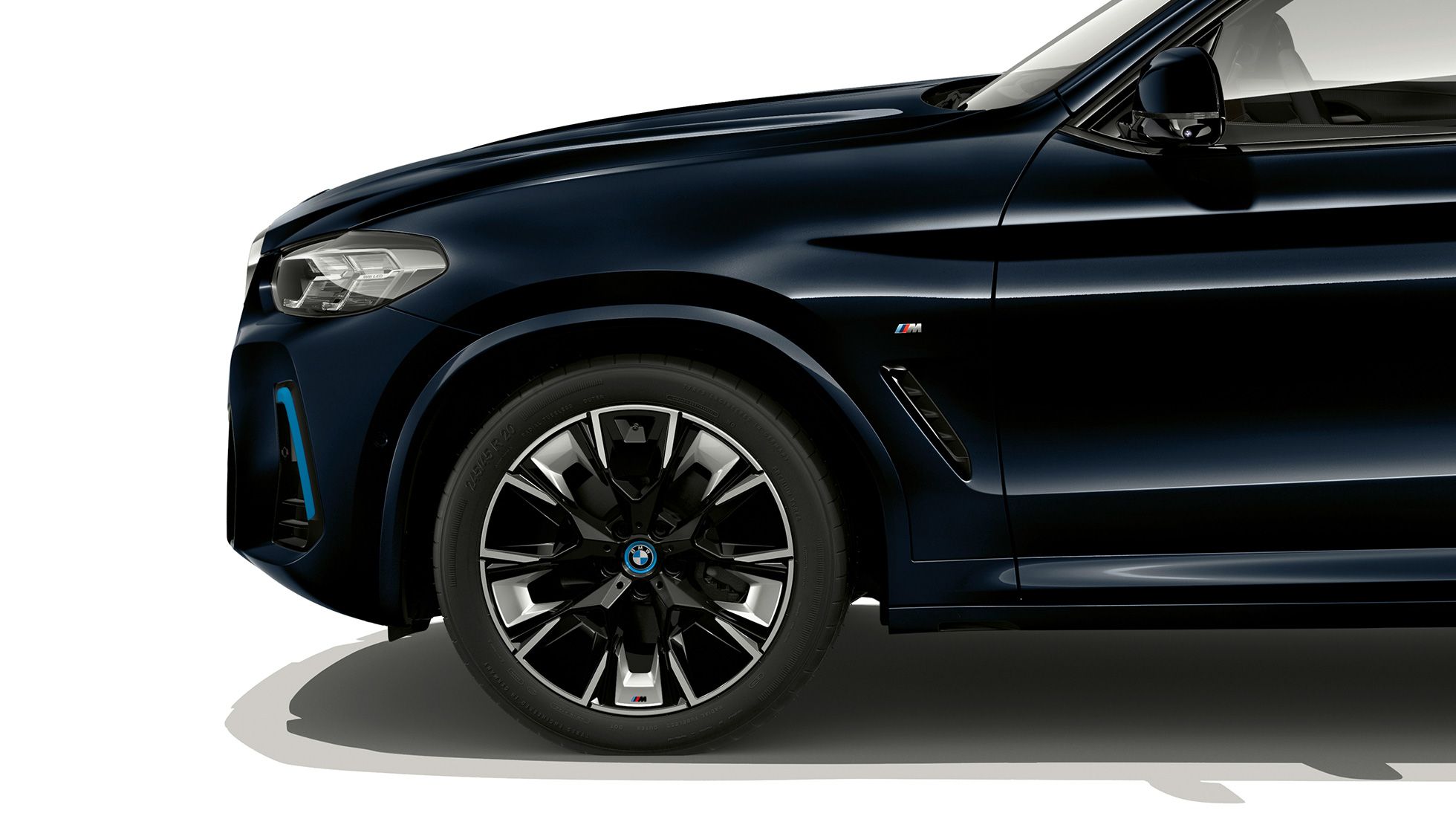 BMW iX3 G08 2021 side view
