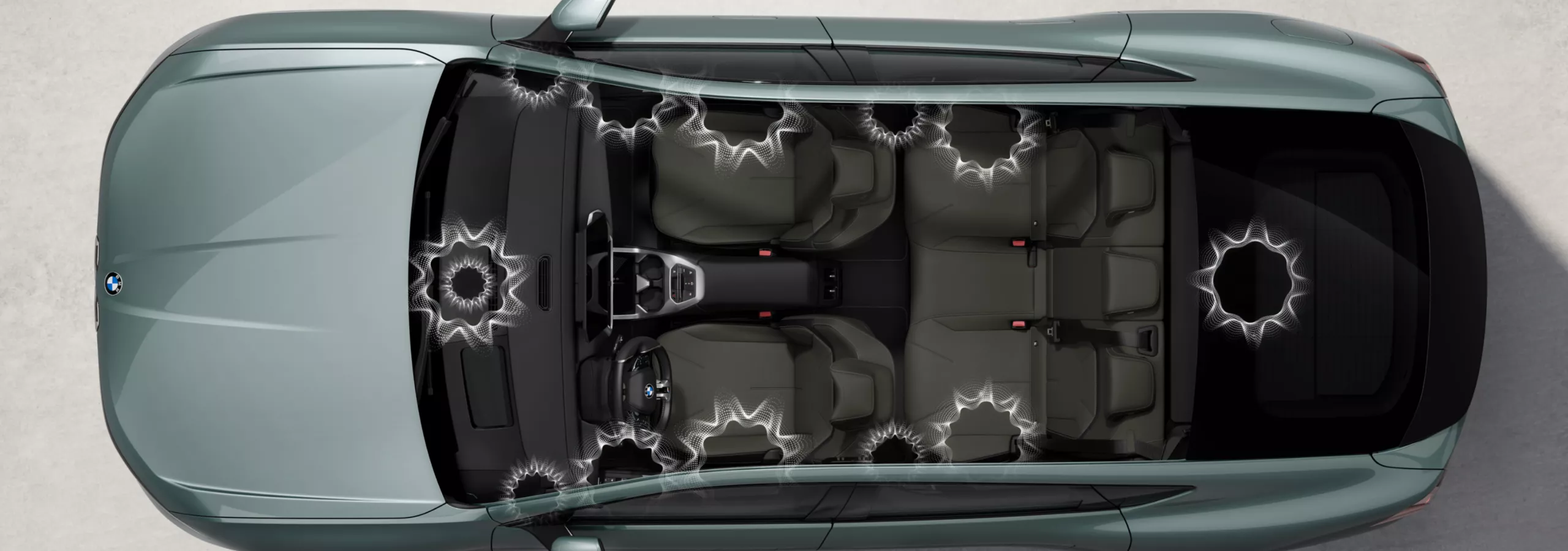 Harman Kardon-geluidssysteem in het interieur van de BMW iX4 50 xDrive