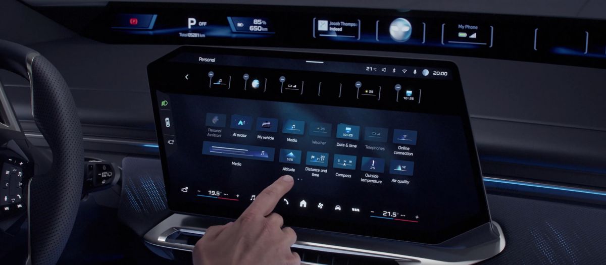 BMW iX4 interior with the 17.9-inch Central Display and BMW Panoramic Vision