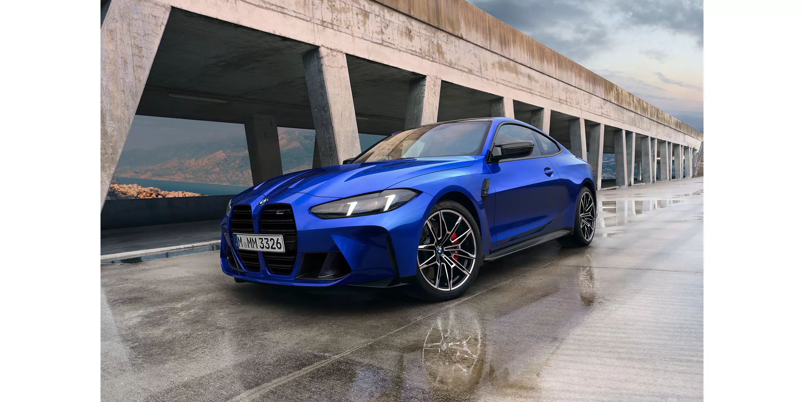 BMW M4 Competition M xDrive​