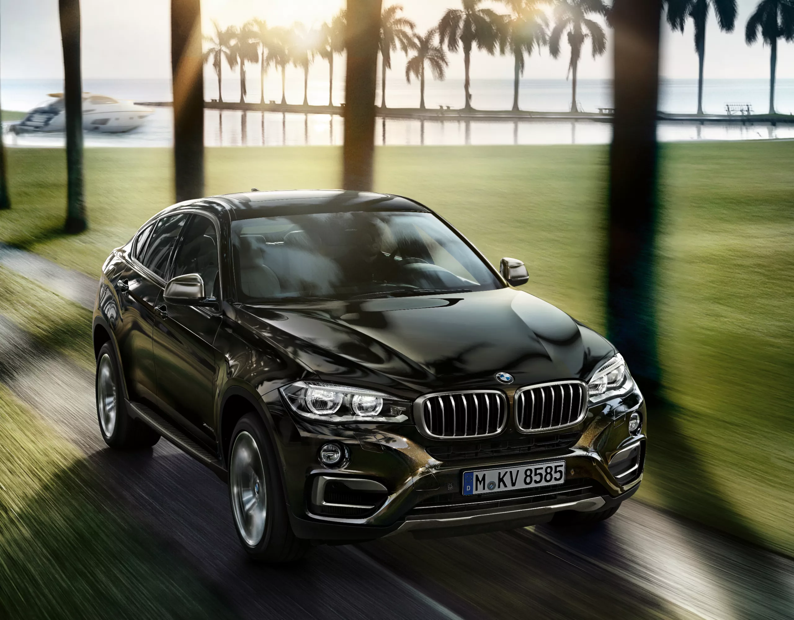 BMW X6（F16） フロント・ビュー