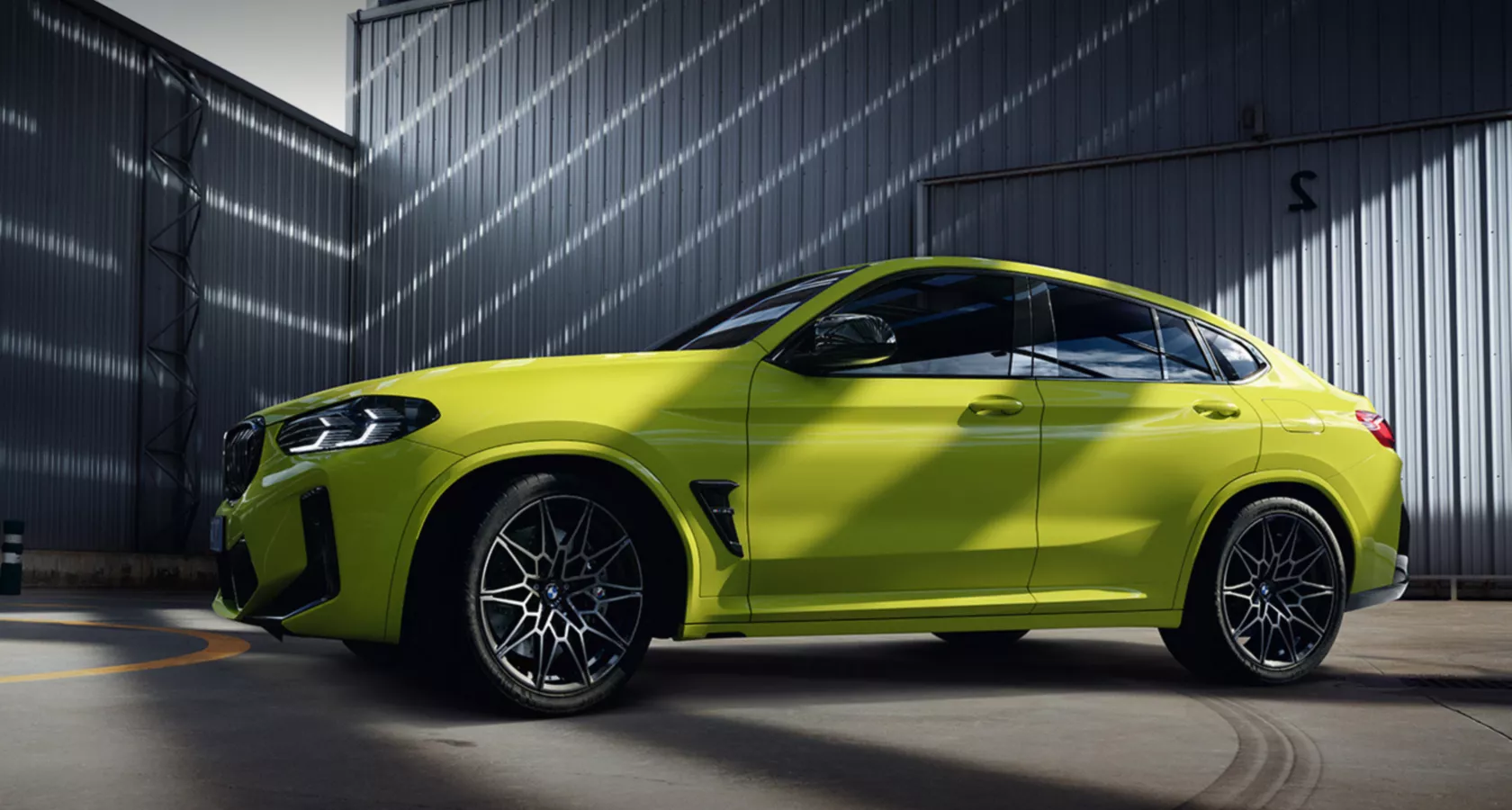 bmw-x4-m-automobiles-onepager-sp-desktop