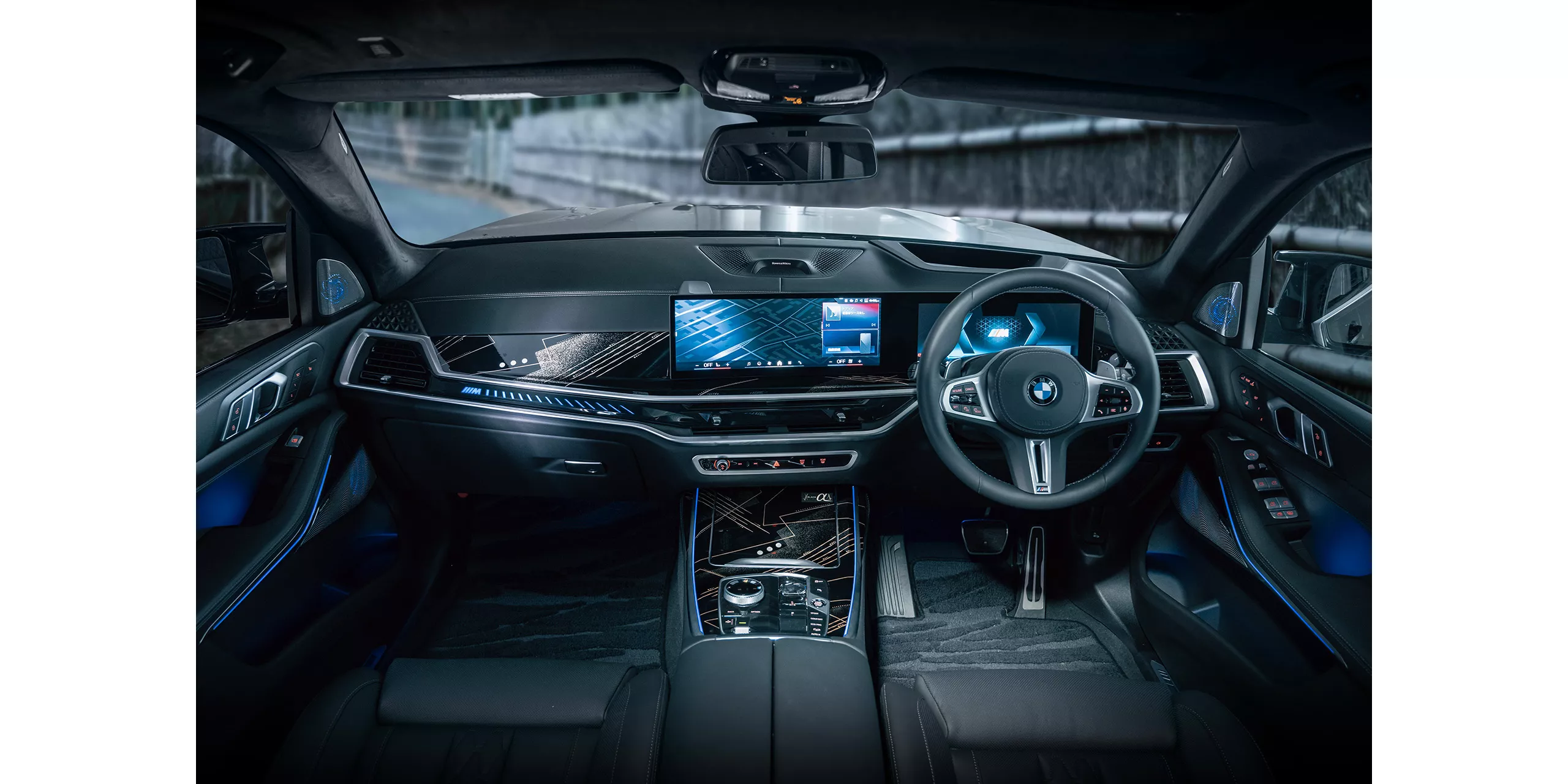 BMW X7 M60i xDrive “BLACK-α” 