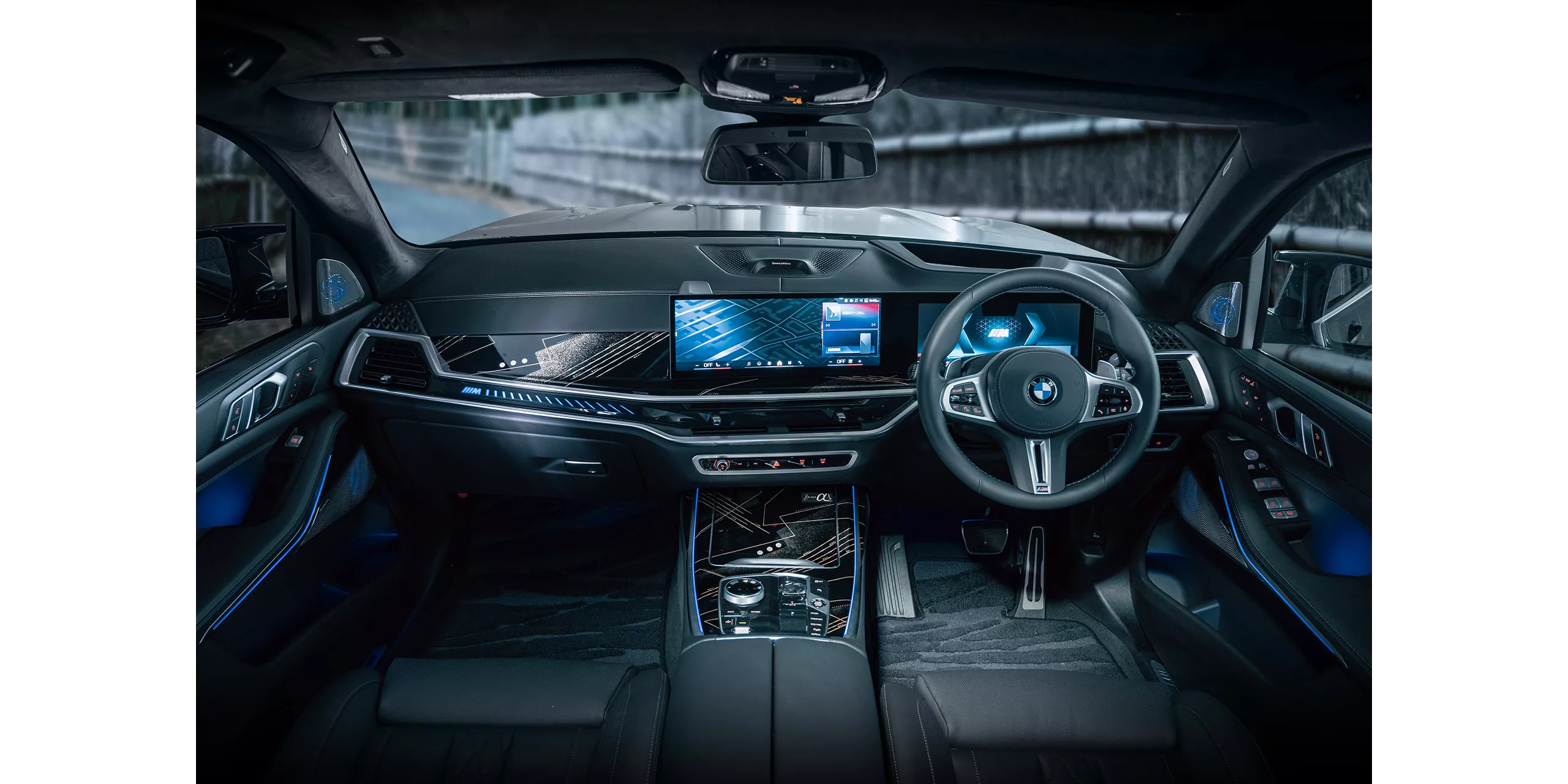 BMW X7 M60i xDrive “BLACK-α” 