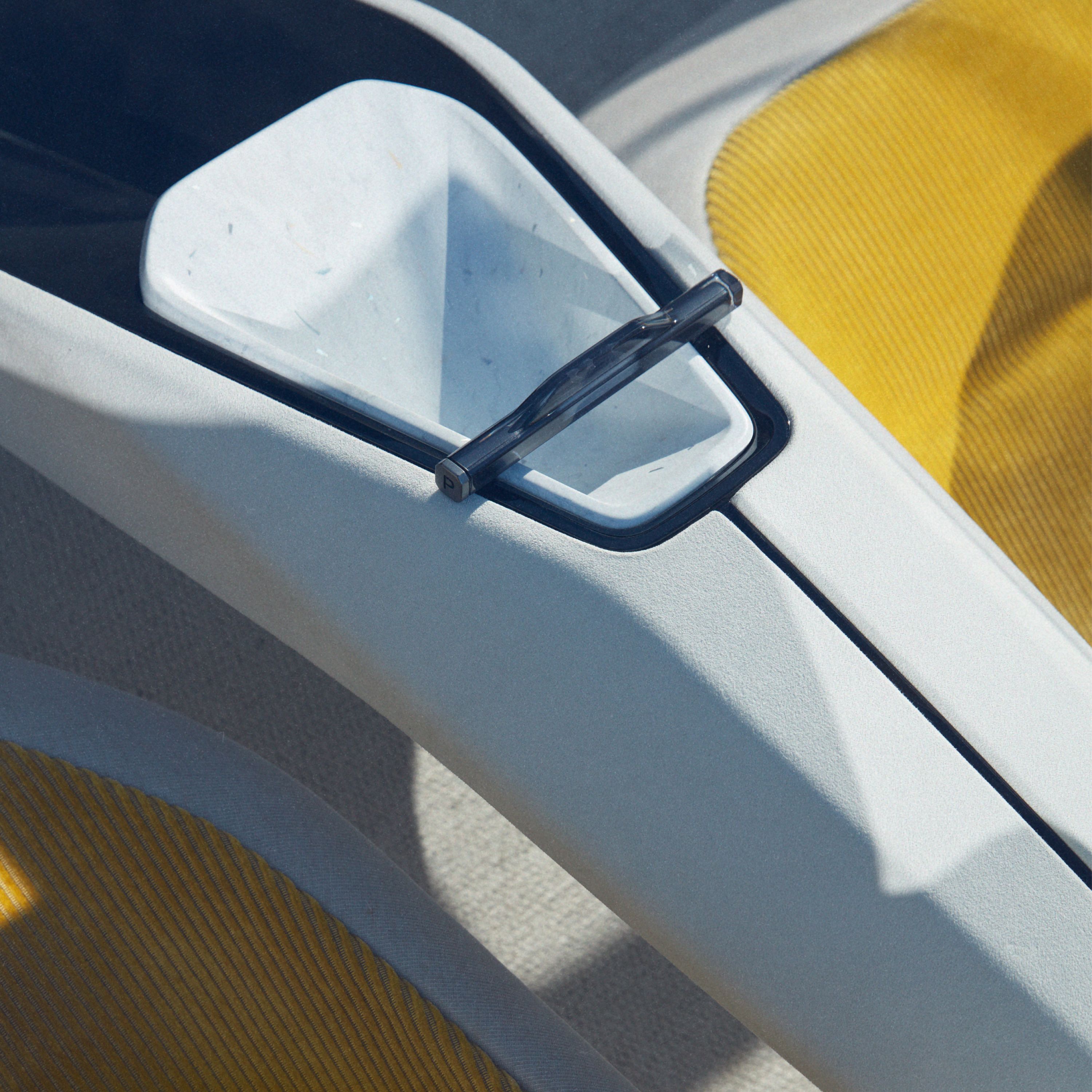 BMW Vision Neue Klasse gear selector