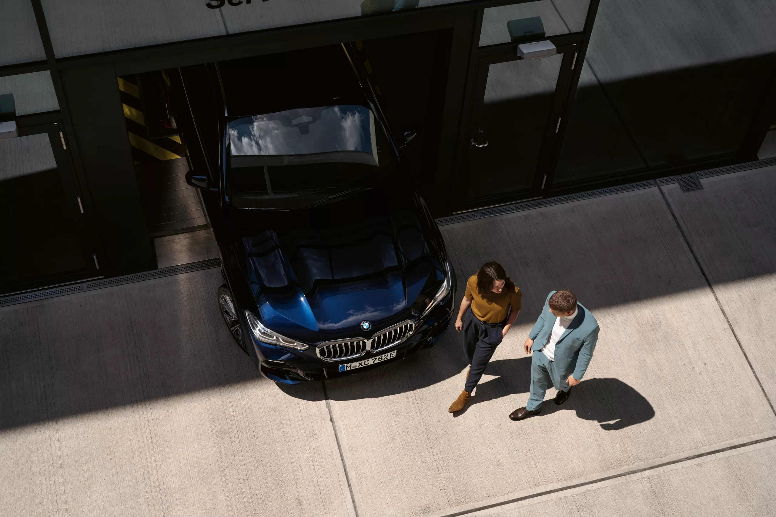 BMW iX