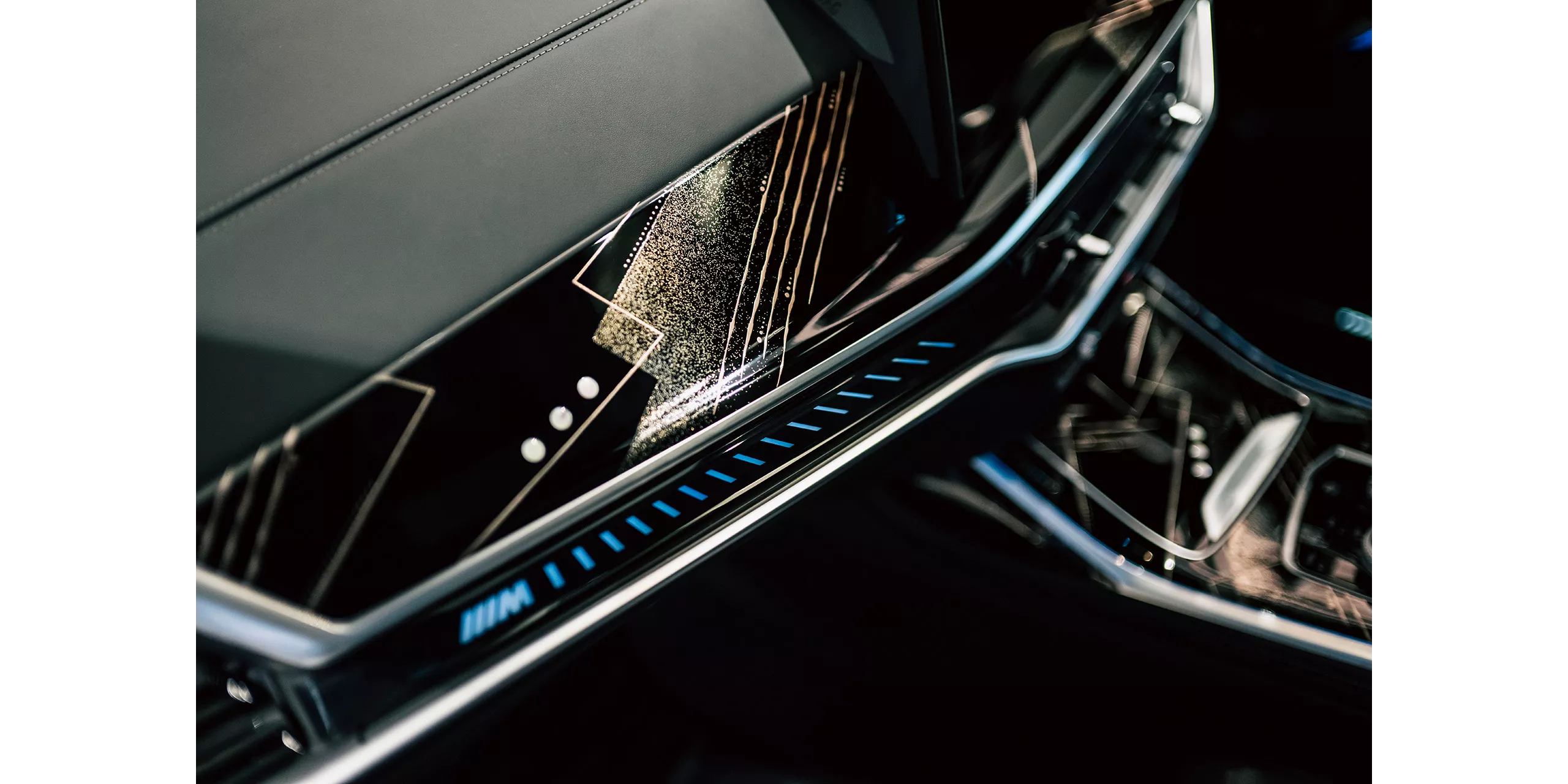 BMW X7 BLACK-α