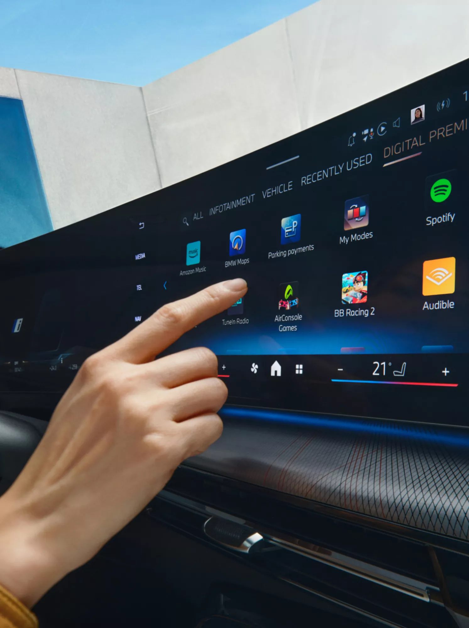 Mais entretenimento com o BMW ConnectedDrive premium.