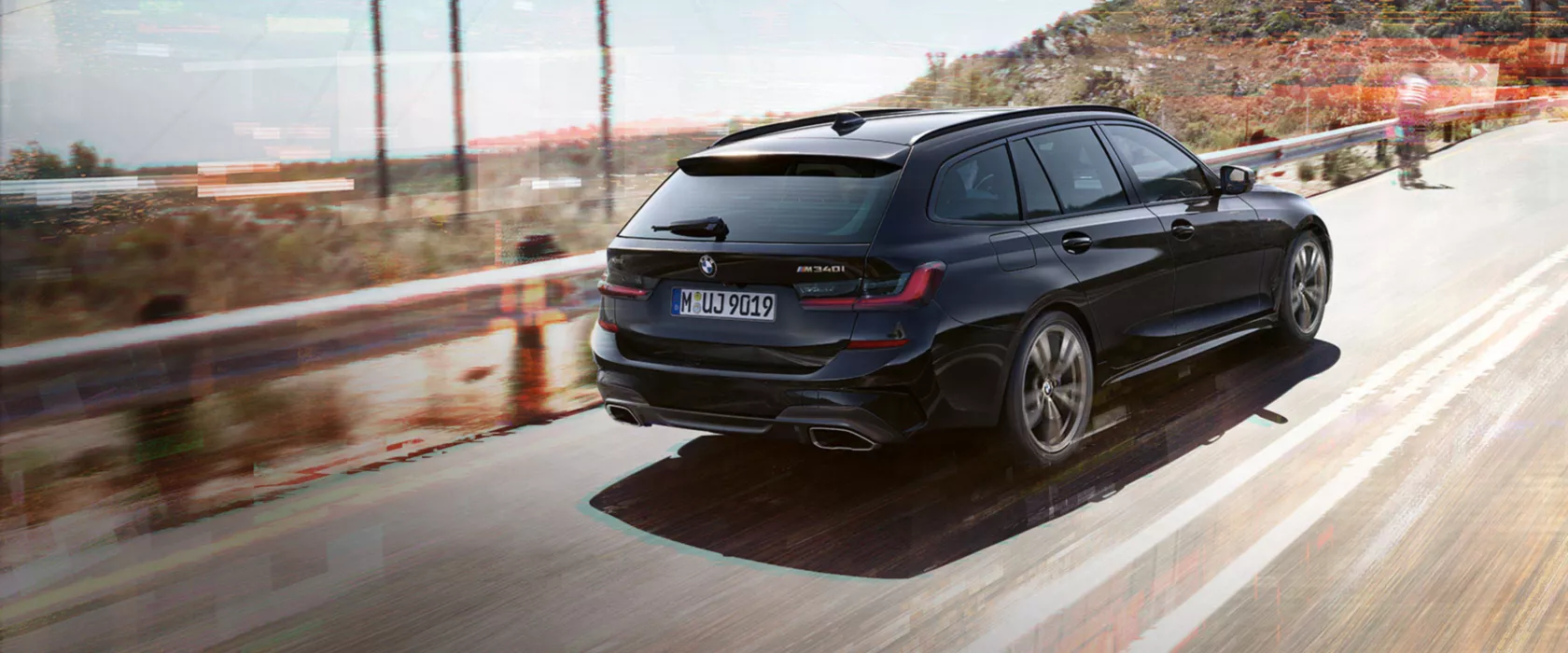 BMW 3 Series Saloon rear 3/4 view