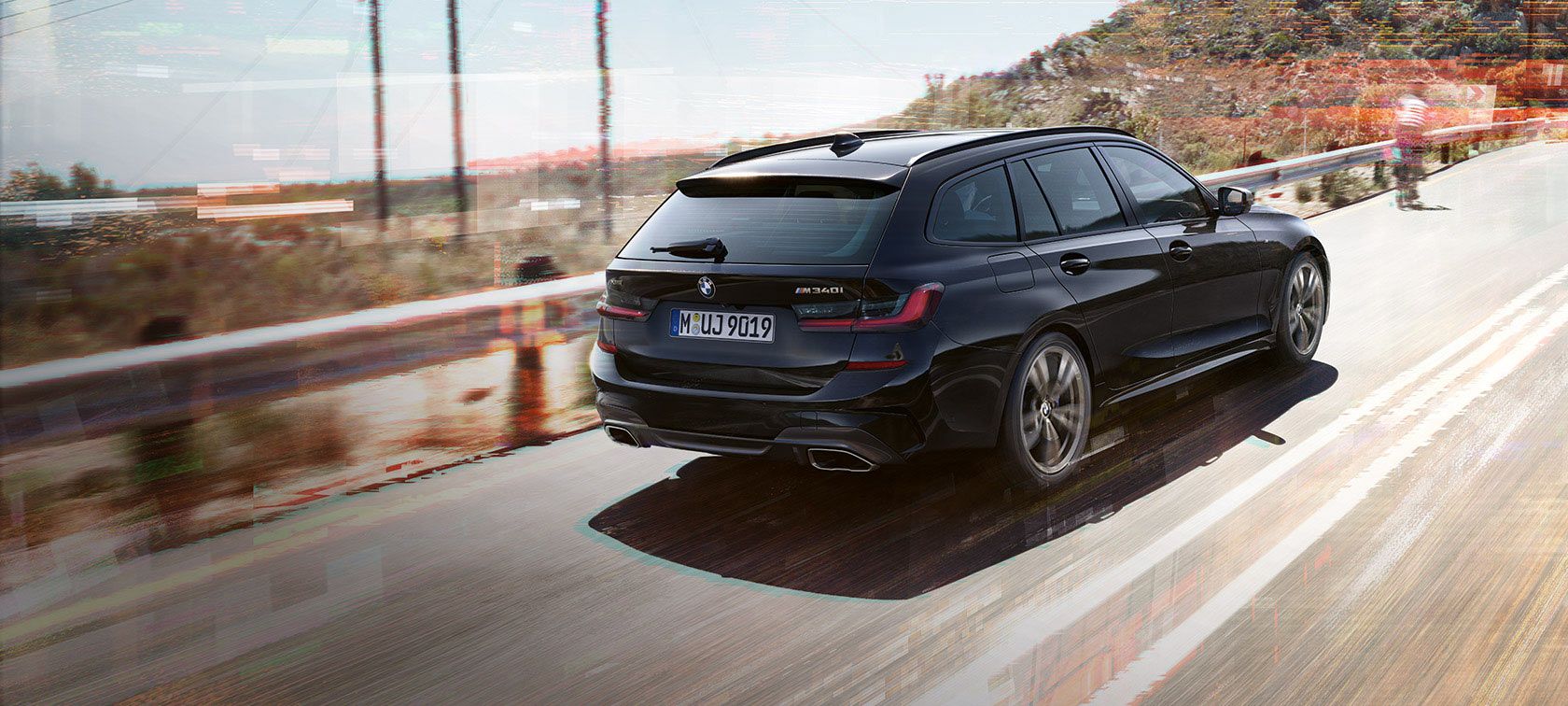 BMW 3 Series Saloon rear 3/4 view