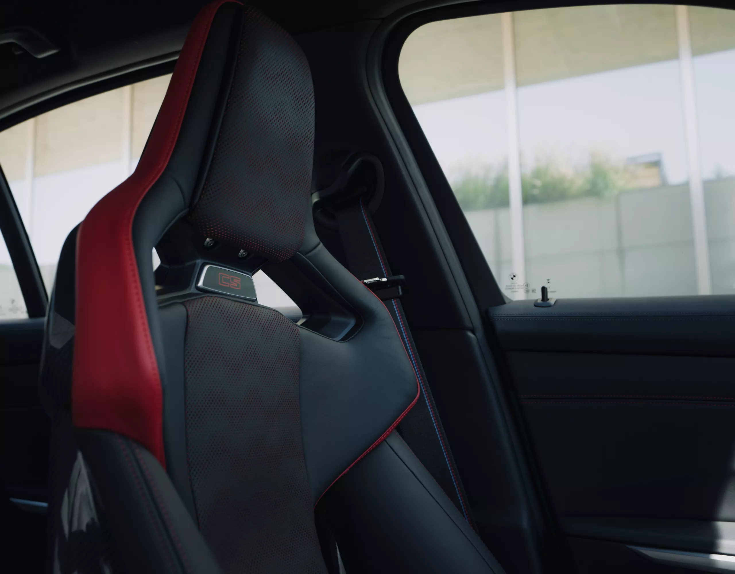 ที่นั่งทรงบักเก็ต M Carbon ของ BMW M3 CS