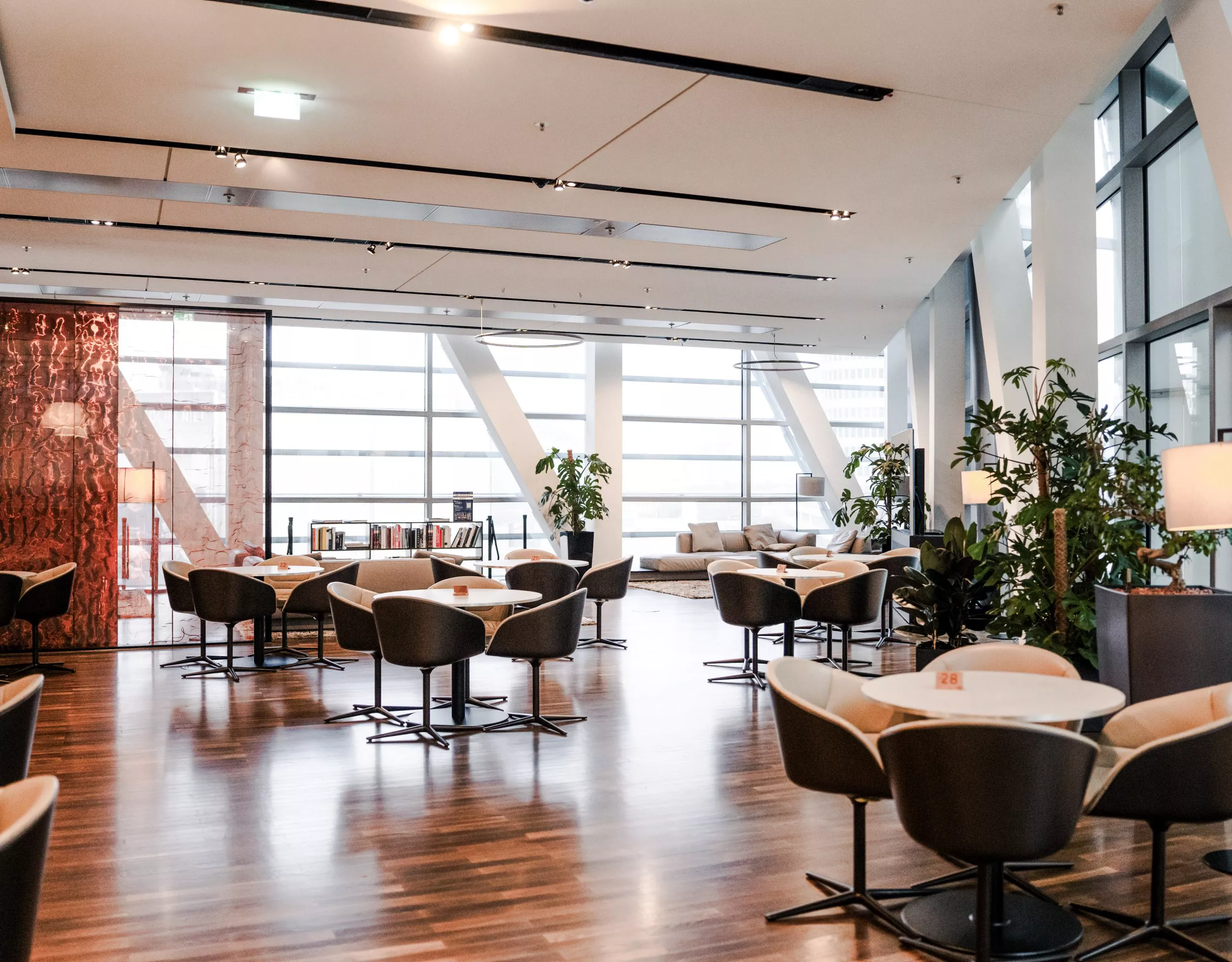 Premium Lounge