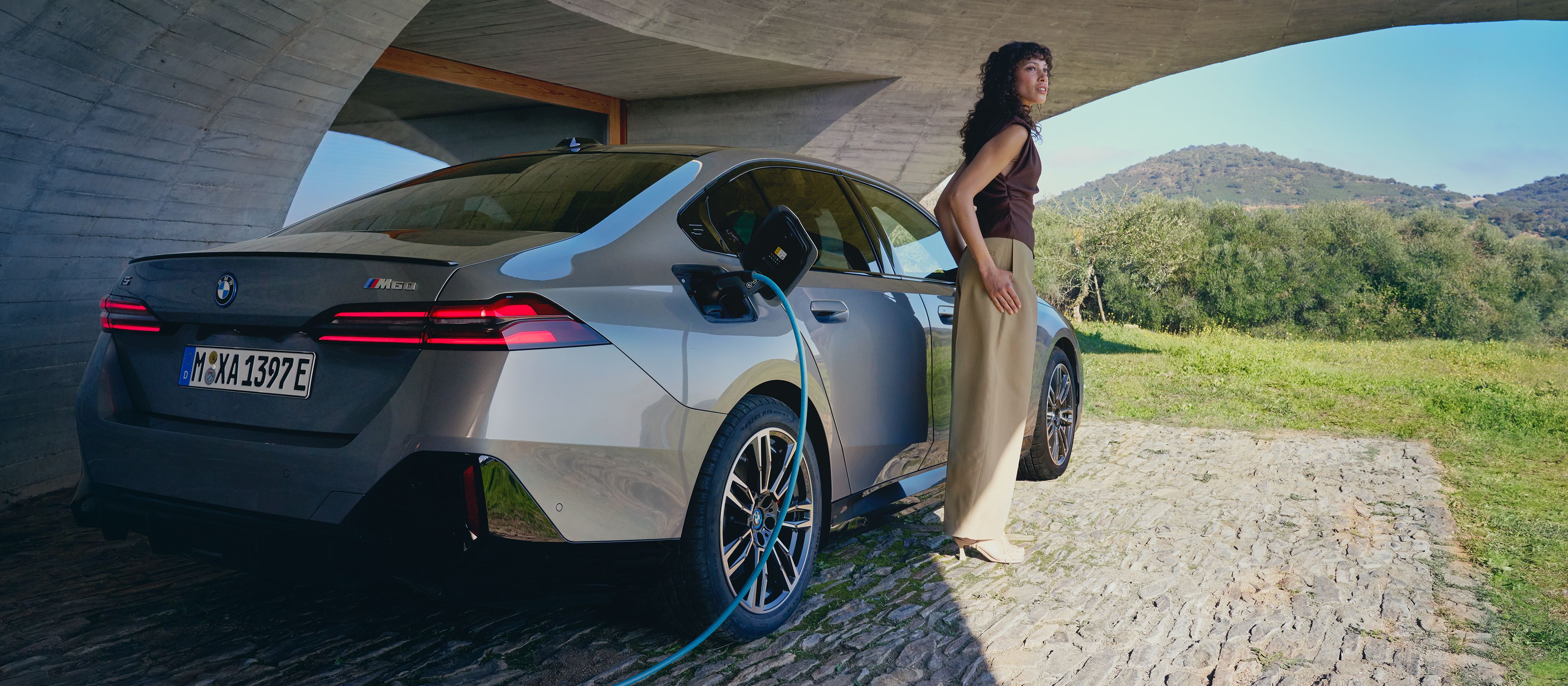 ELECTRIC DRIVING ACADEMY.