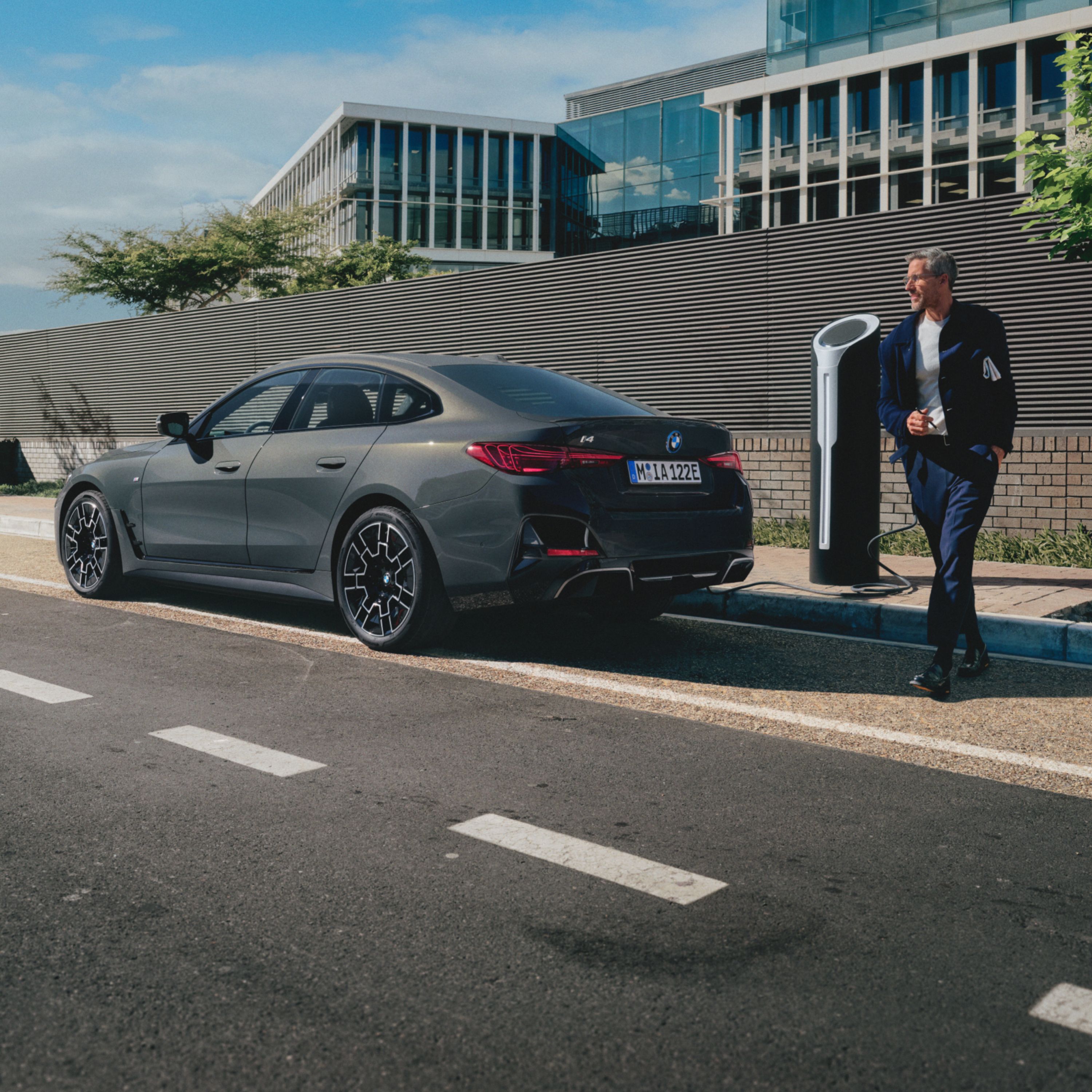 Coches eléctricos BMW, carga más sencilla