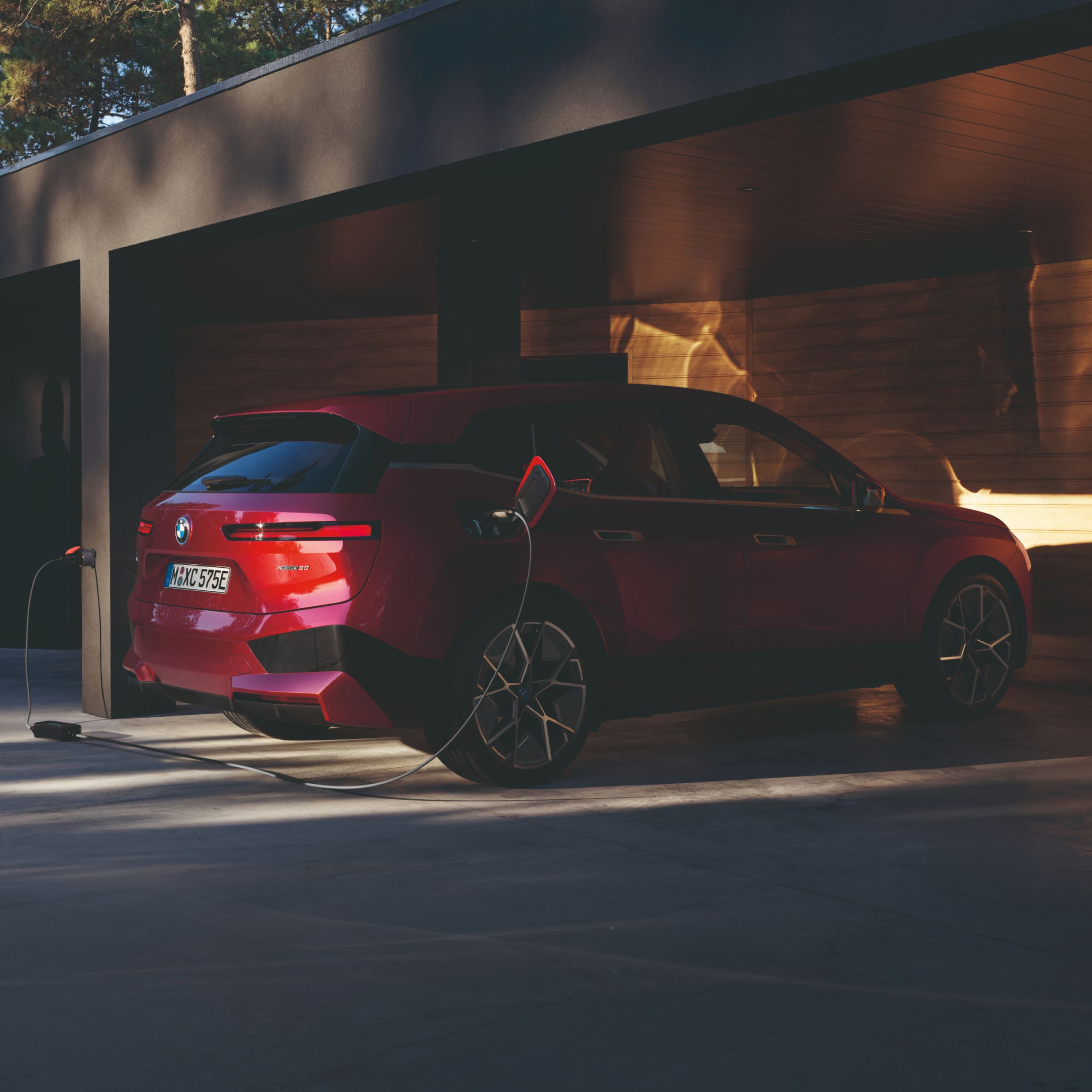 Jazdené elektrické automobily BMW predĺžená záruka na batériu