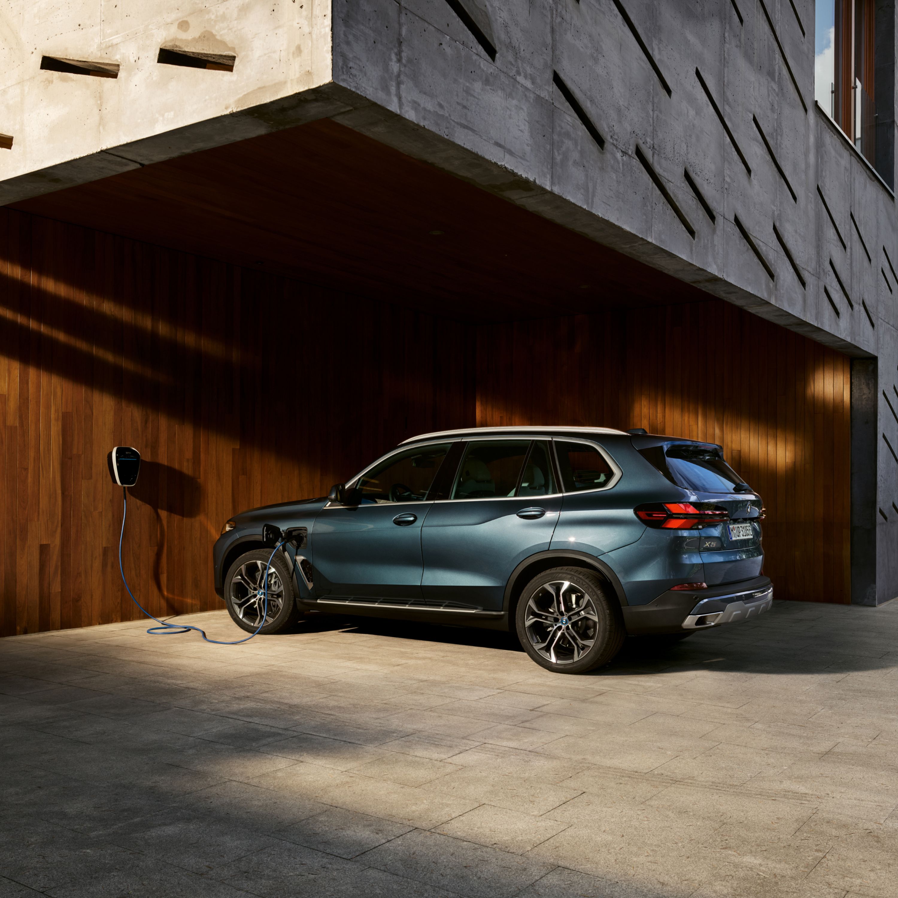 BMW Charging BMW wallbox