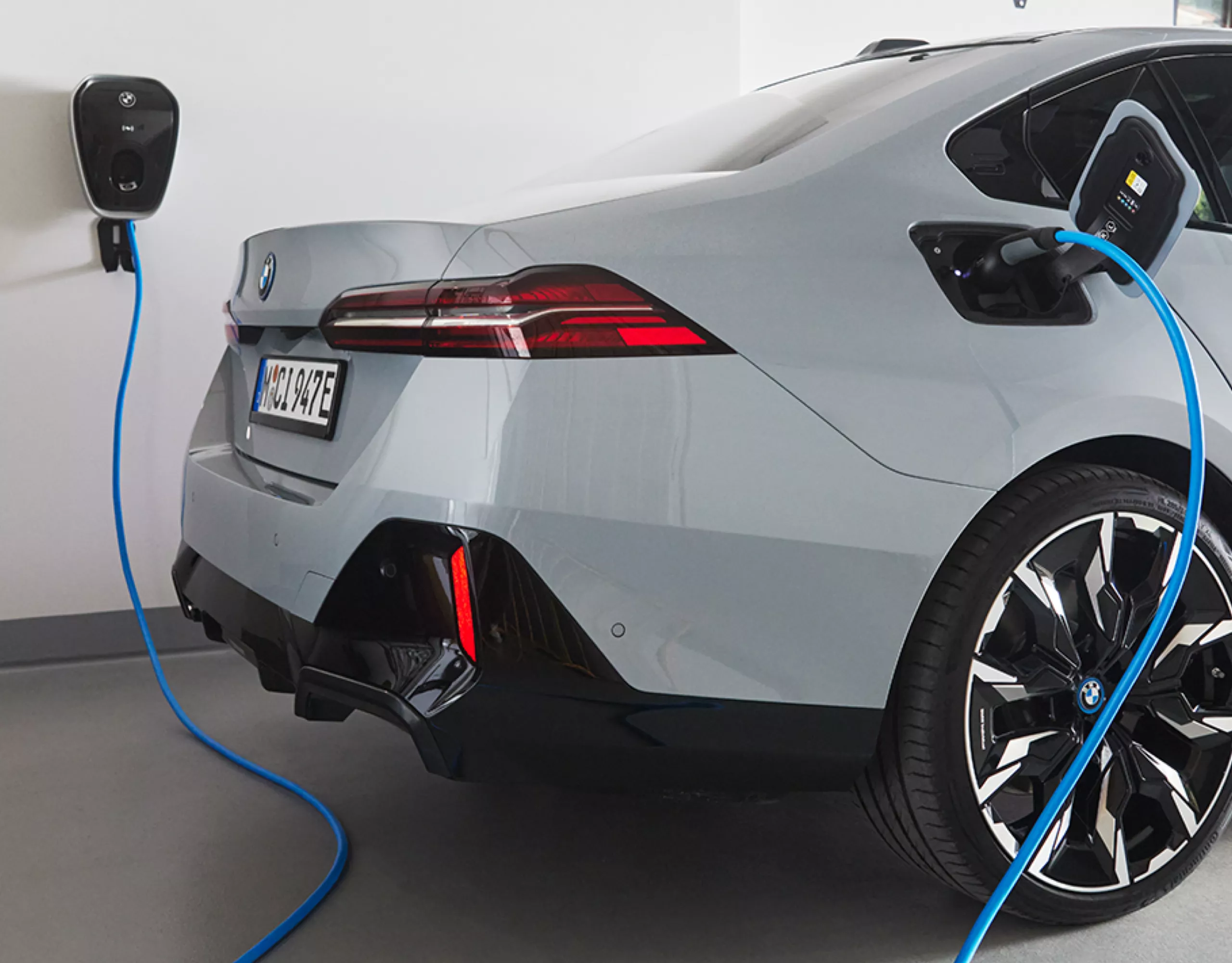 BMW Connected Home Charging BMW Wallbox Plus