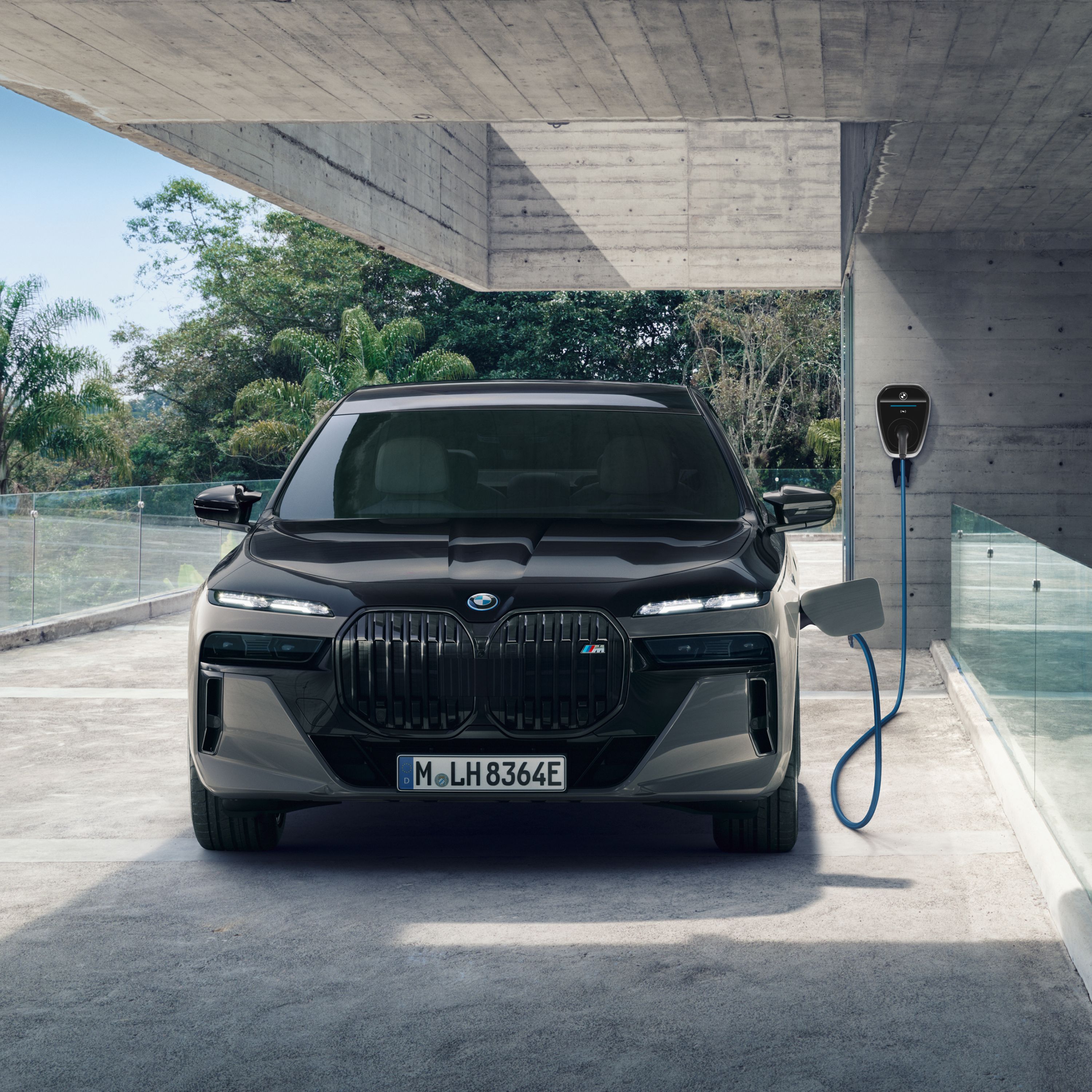 Electric Car Charging at home: BMW Guide, wallboxes and more