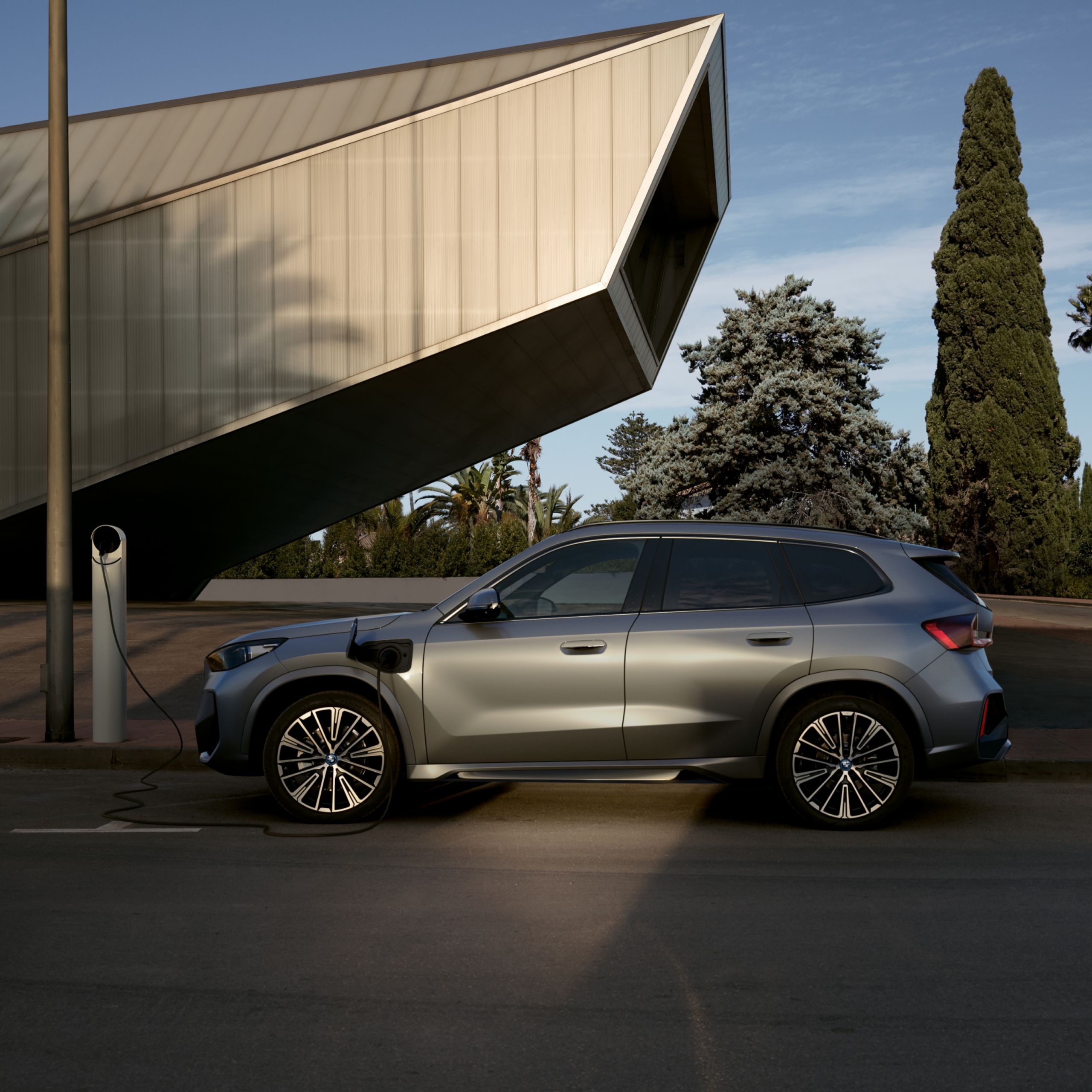 BMW plug-in hybrid functionality