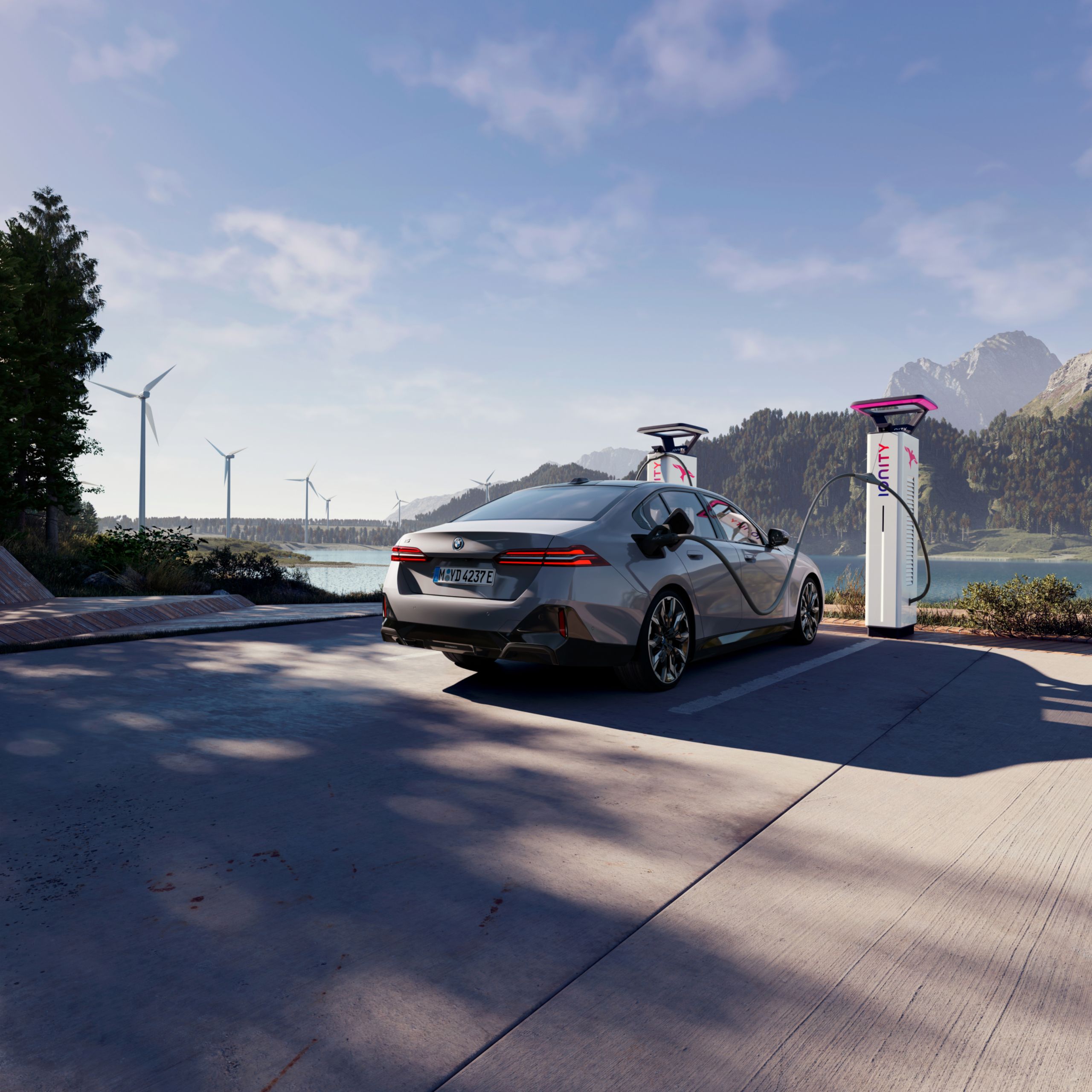 Voitures électriques BMW - Recharger sur les bornes de recharge haute puissance