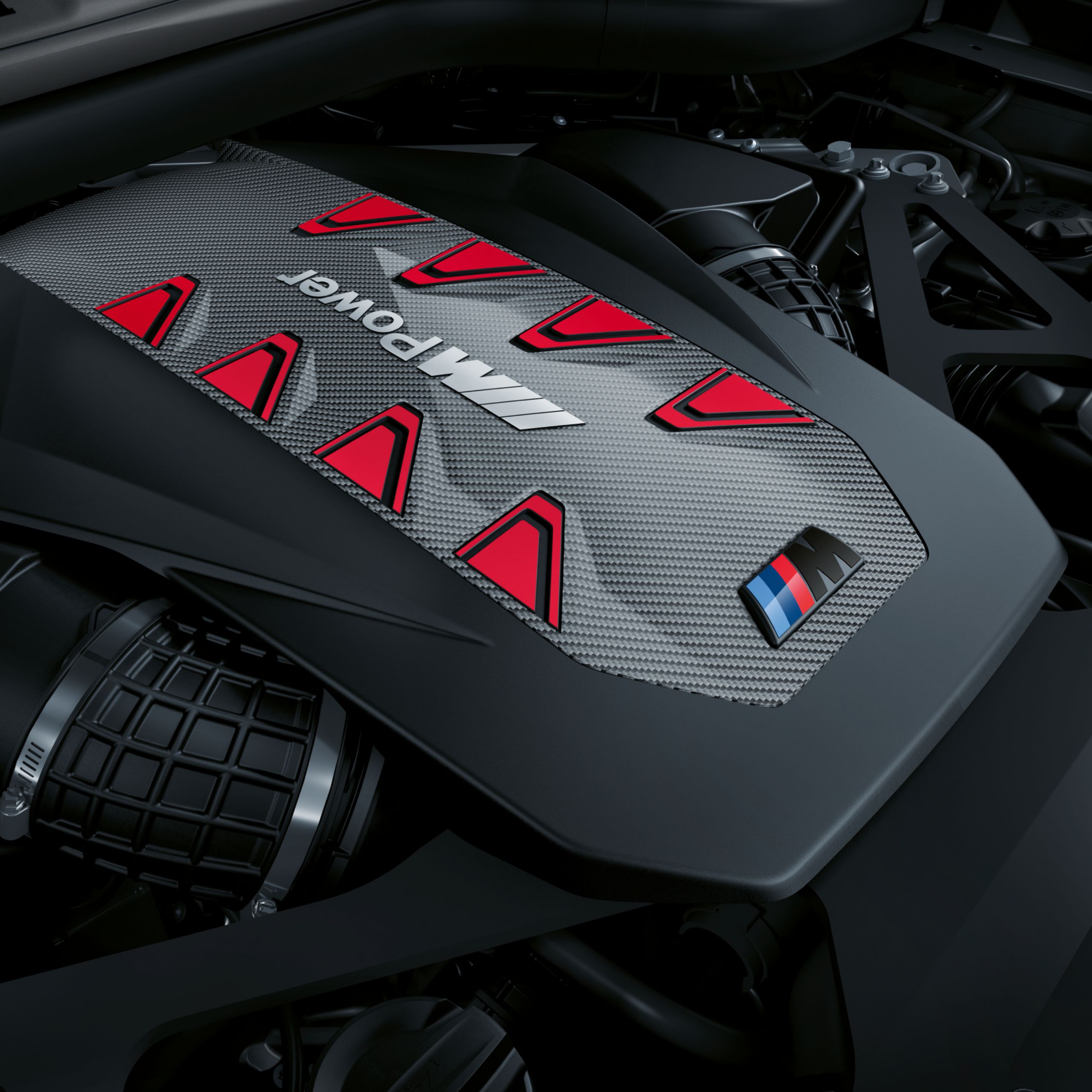 محرك البنزين المزدوج التوربيني M TwinPower الثُّماني الأسطوانات V8 في السيارة BMW X5 M Competition