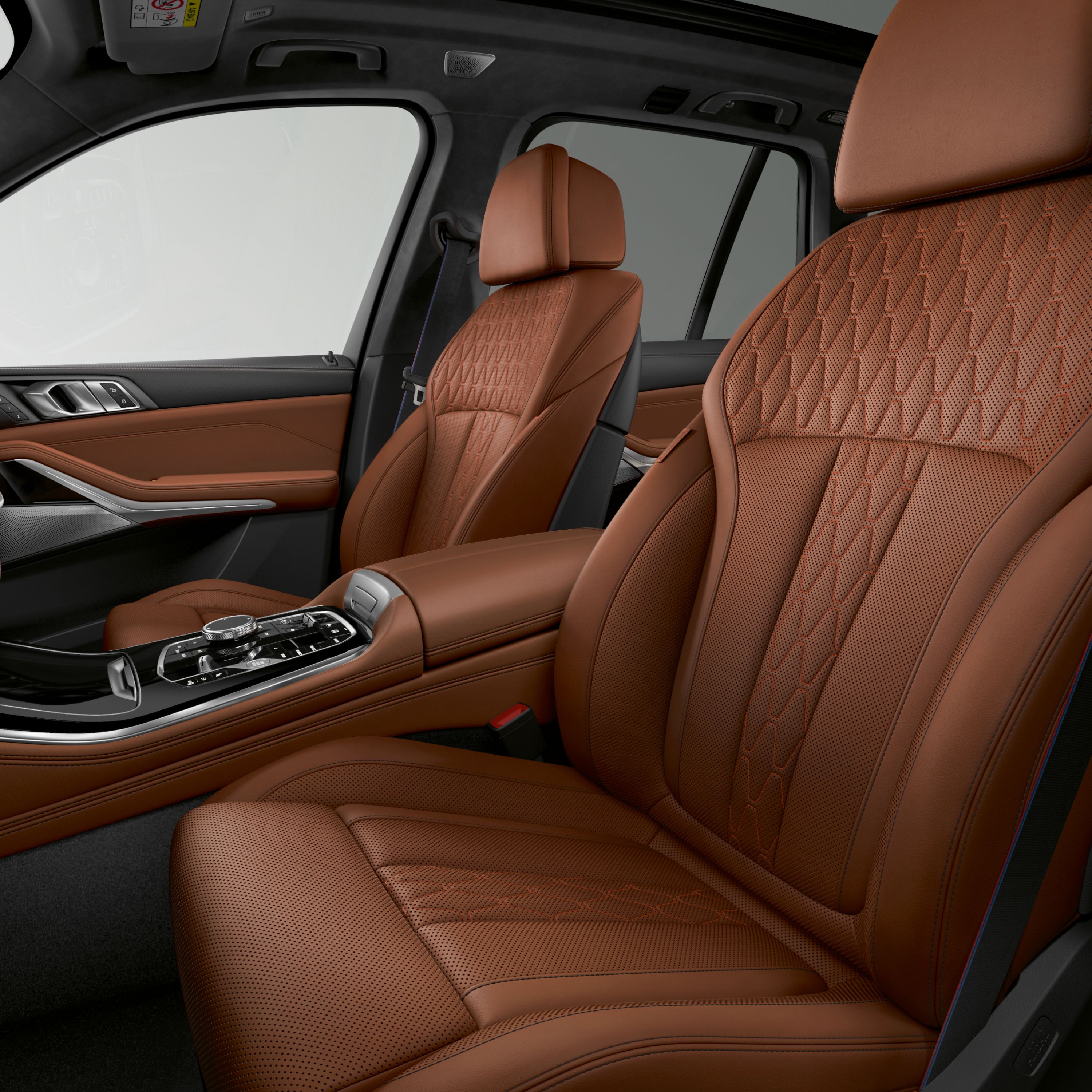 BMW X5 M60i xDrive, sièges confortables