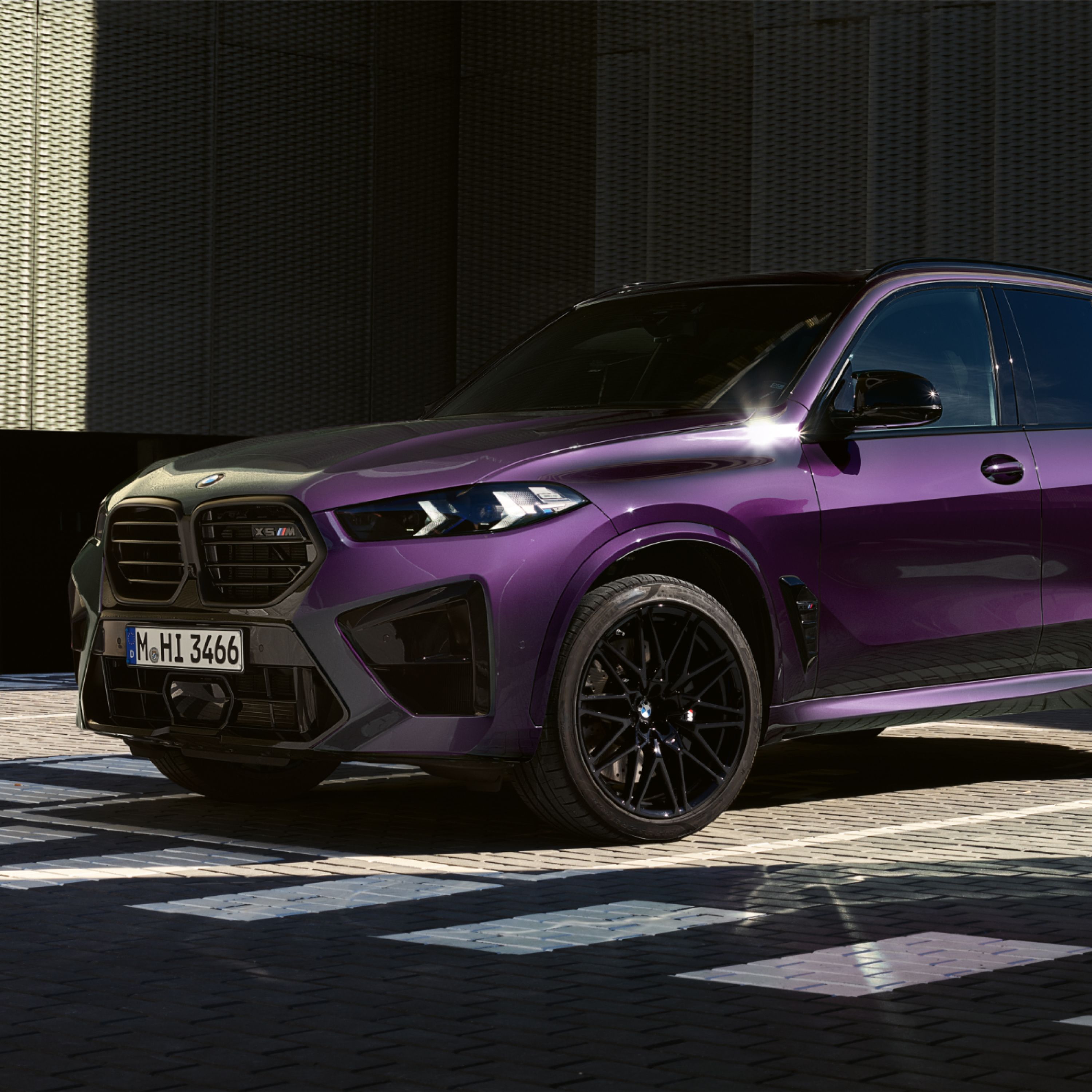 BMW X5 M BMW Individual Visualizer.