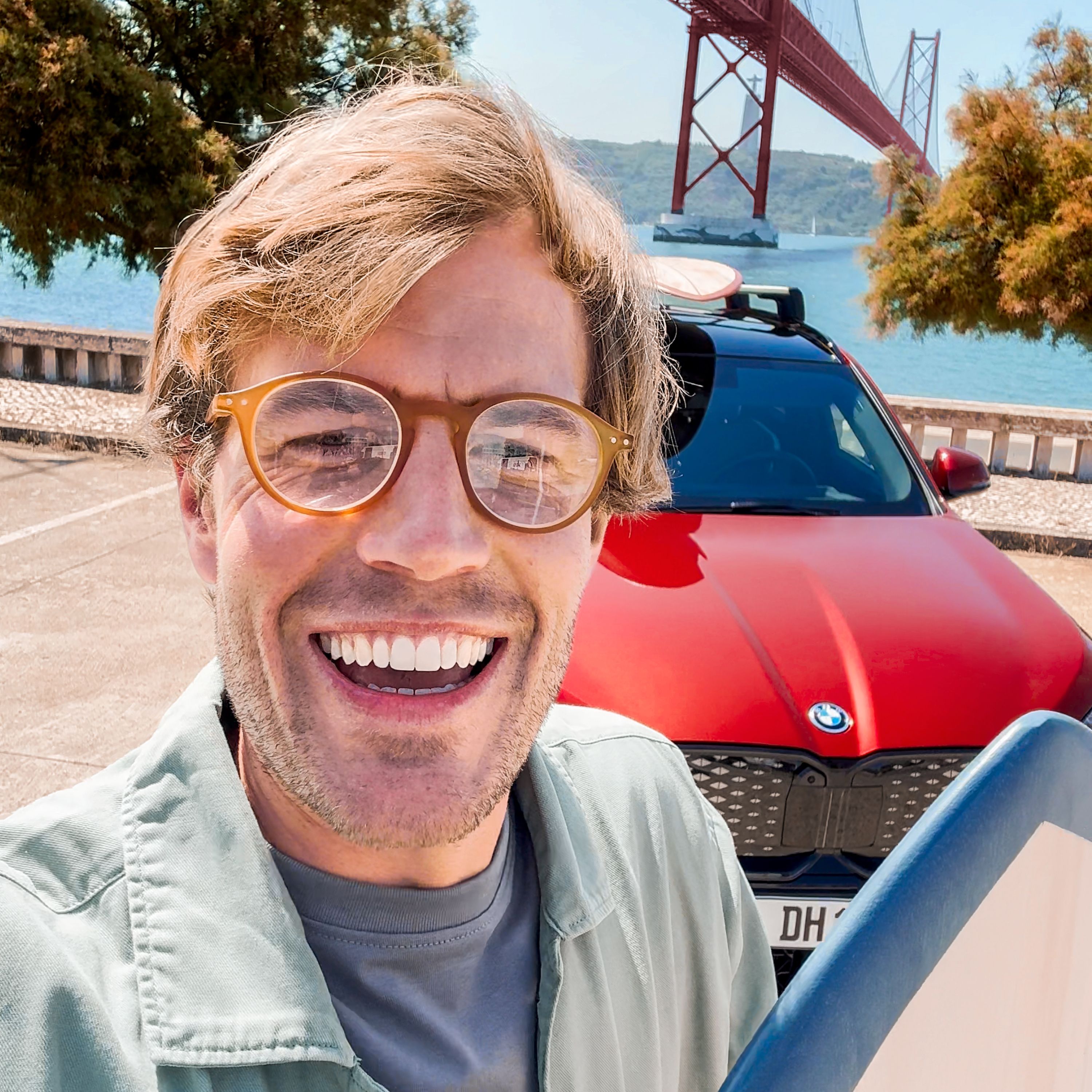 BMW ファイナンシャル・サービス・ファイナンス — 車両ピックアップ 