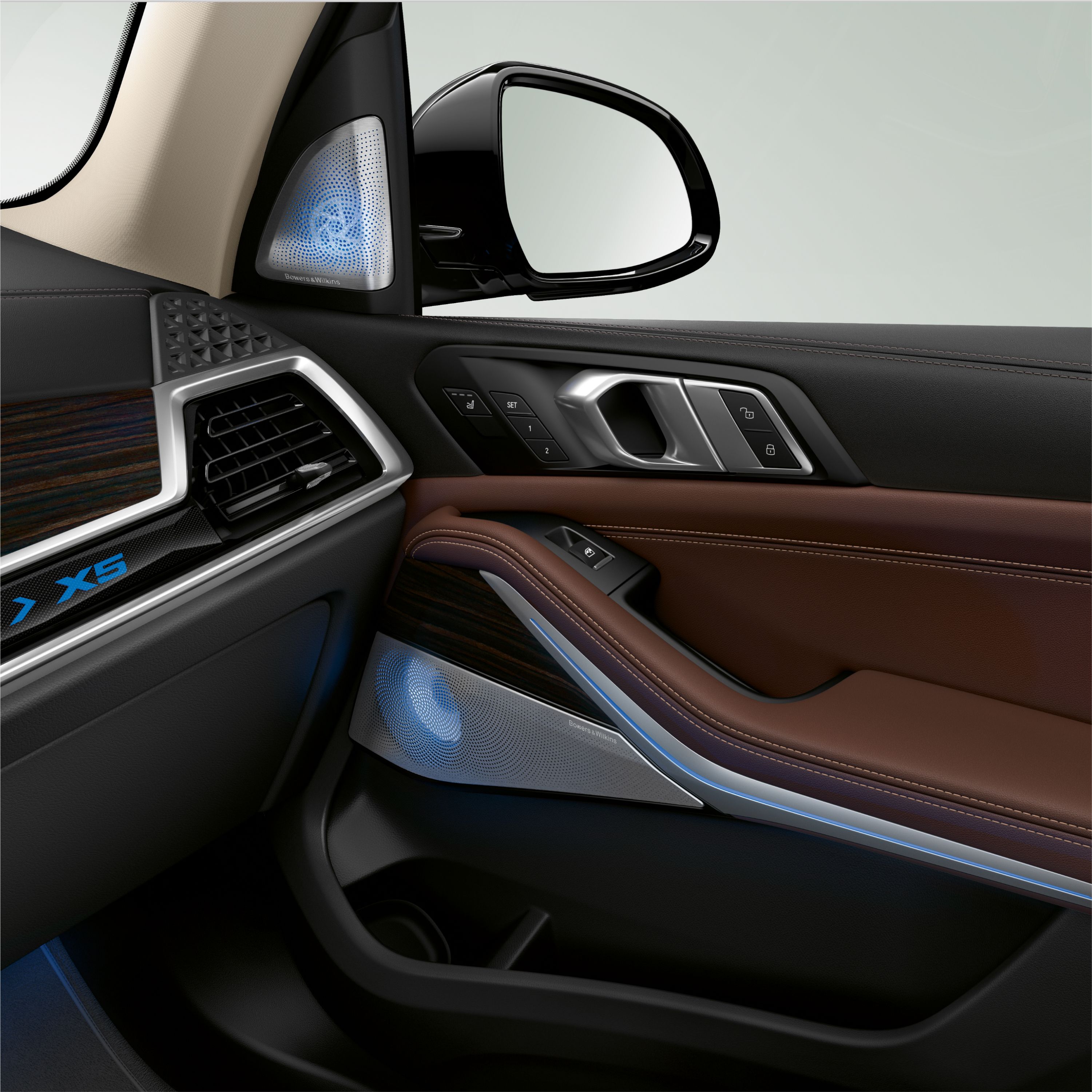 BMW X5 – system nagłośnienia Diamond Surround marki Bowers & Wilkins