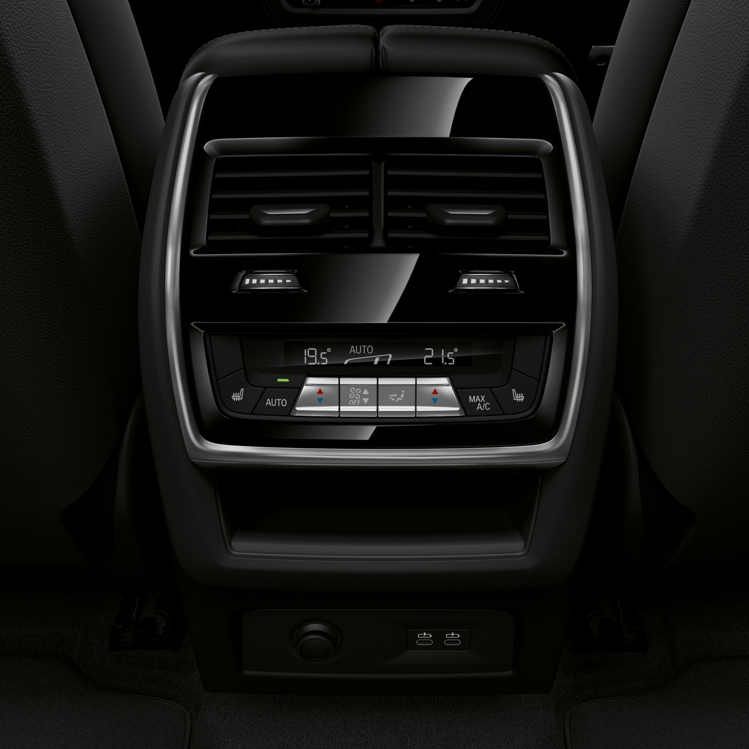 Bedieningselementen voor de automatische airconditioning met 4 zones in de middenconsole van de BMW X6