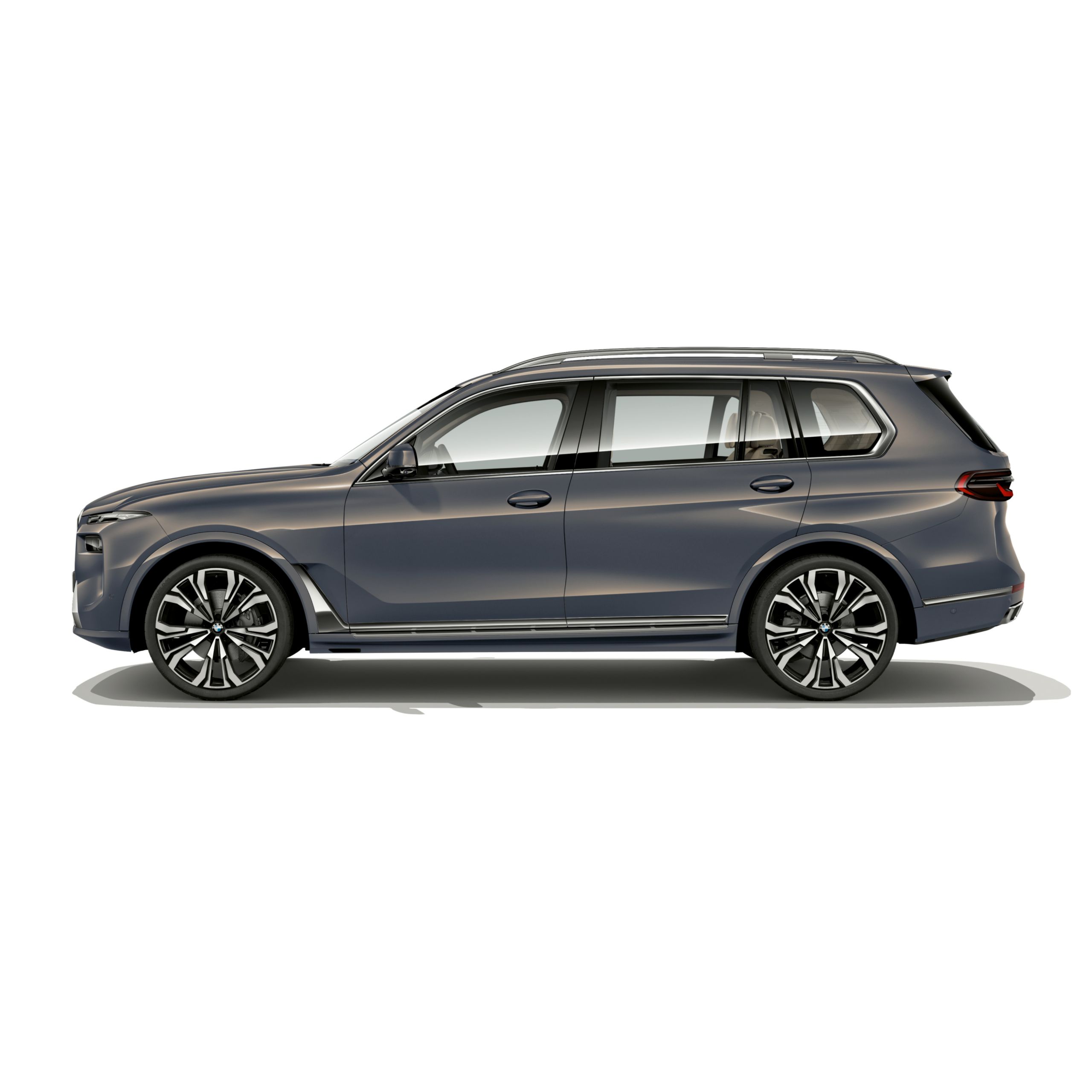 A BMW X7 oldalnézete