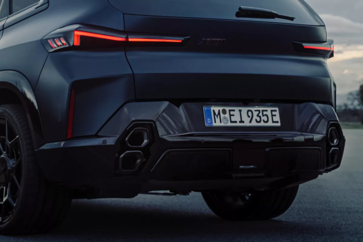 M Double Tailpipes