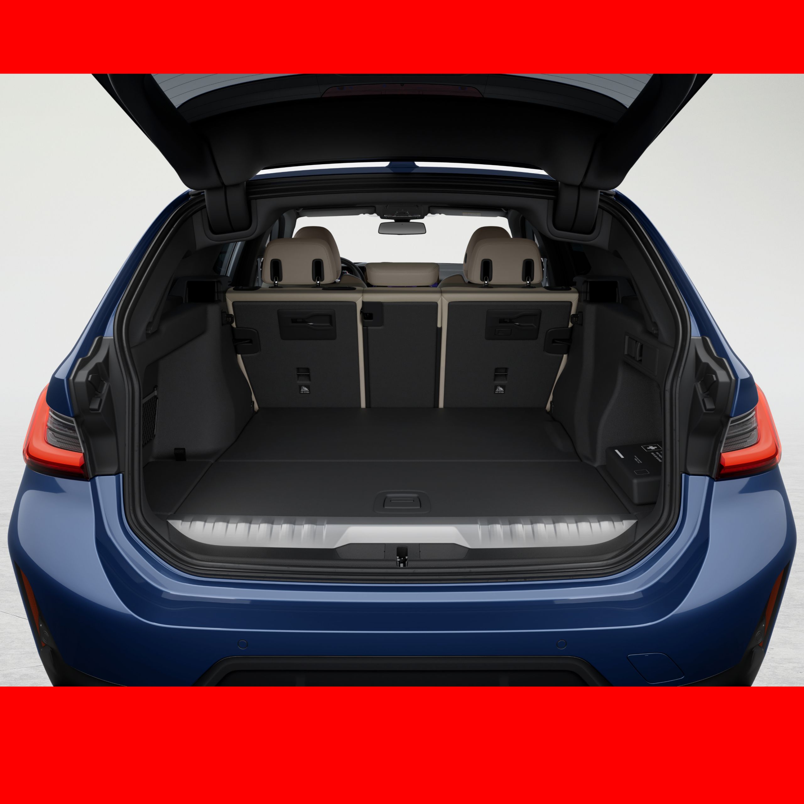 Luggage compartment BMW 3 Series Touring Plug-in hybrid
