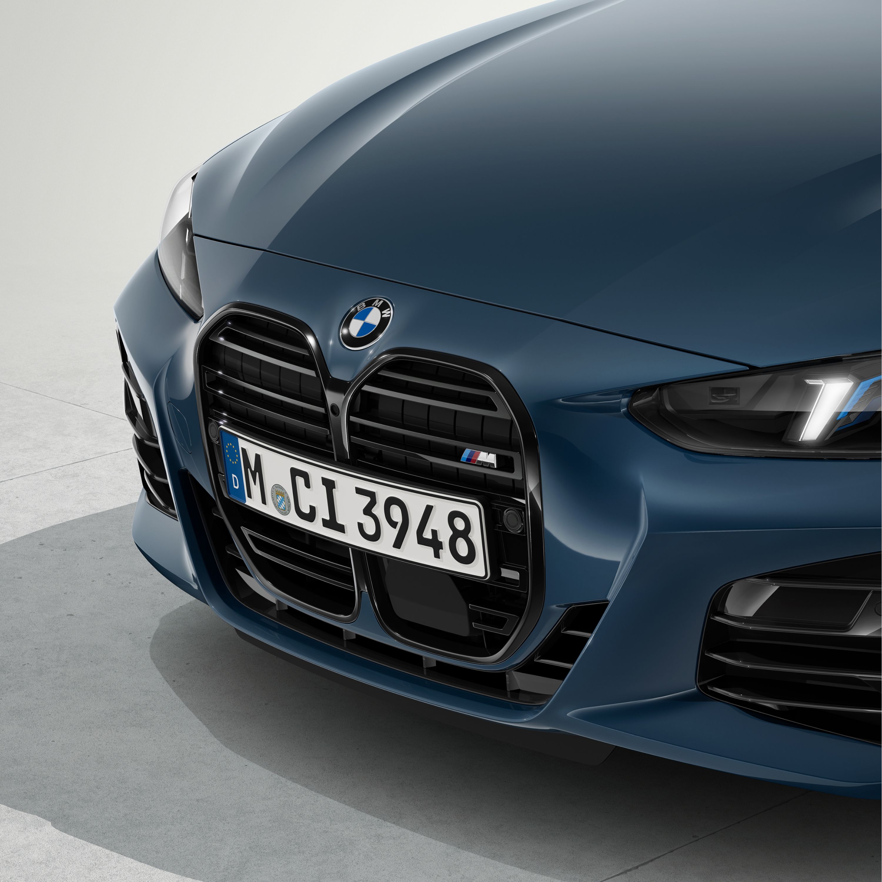 Новый дизайн двойной решетки радиатора BMW 4 серии Cabrio