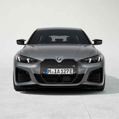 BMW i4 M60 xDrive, nowa stylistyka atrapy chłodnicy