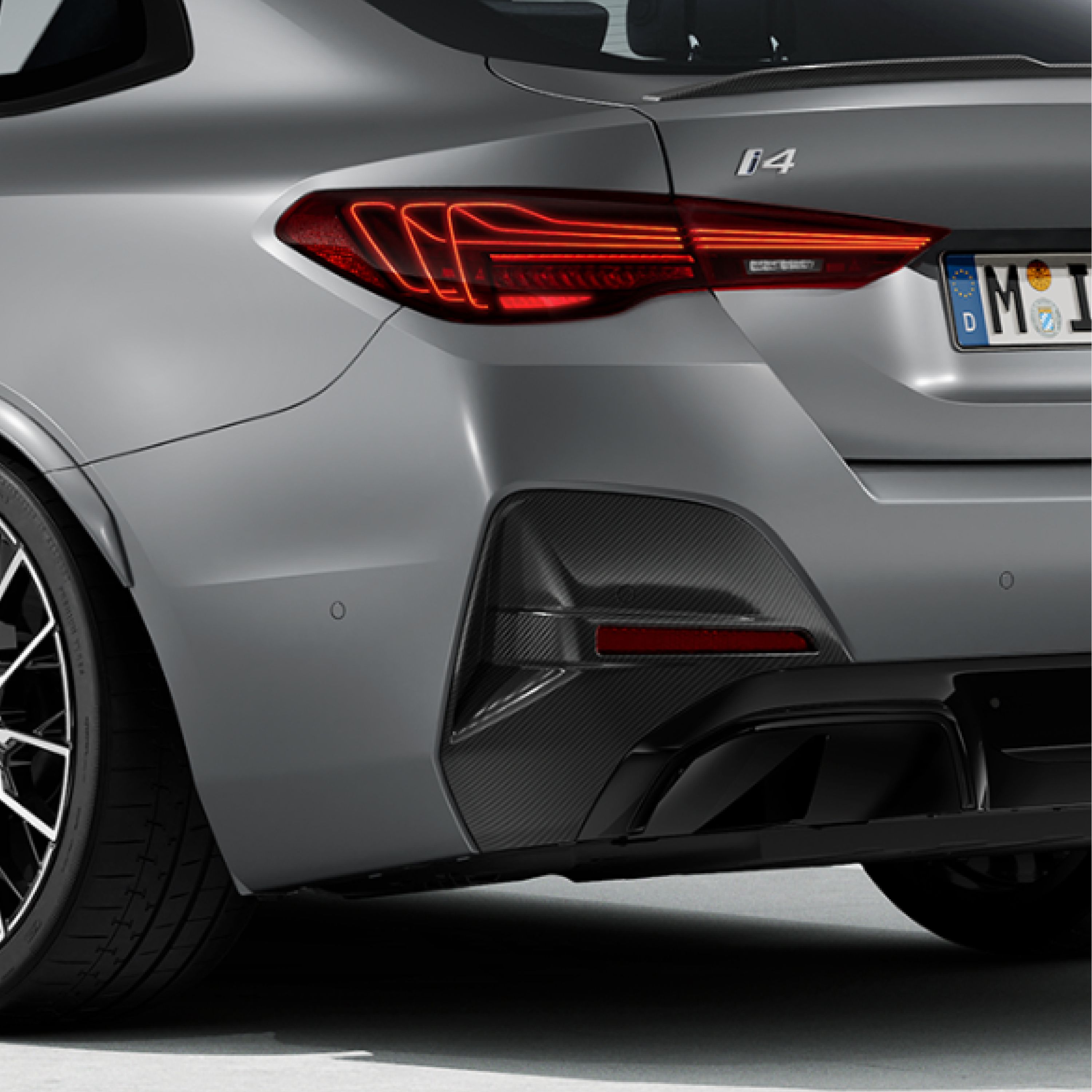 BMW i4 M60 xDrive M karbónový exteriérový balík 