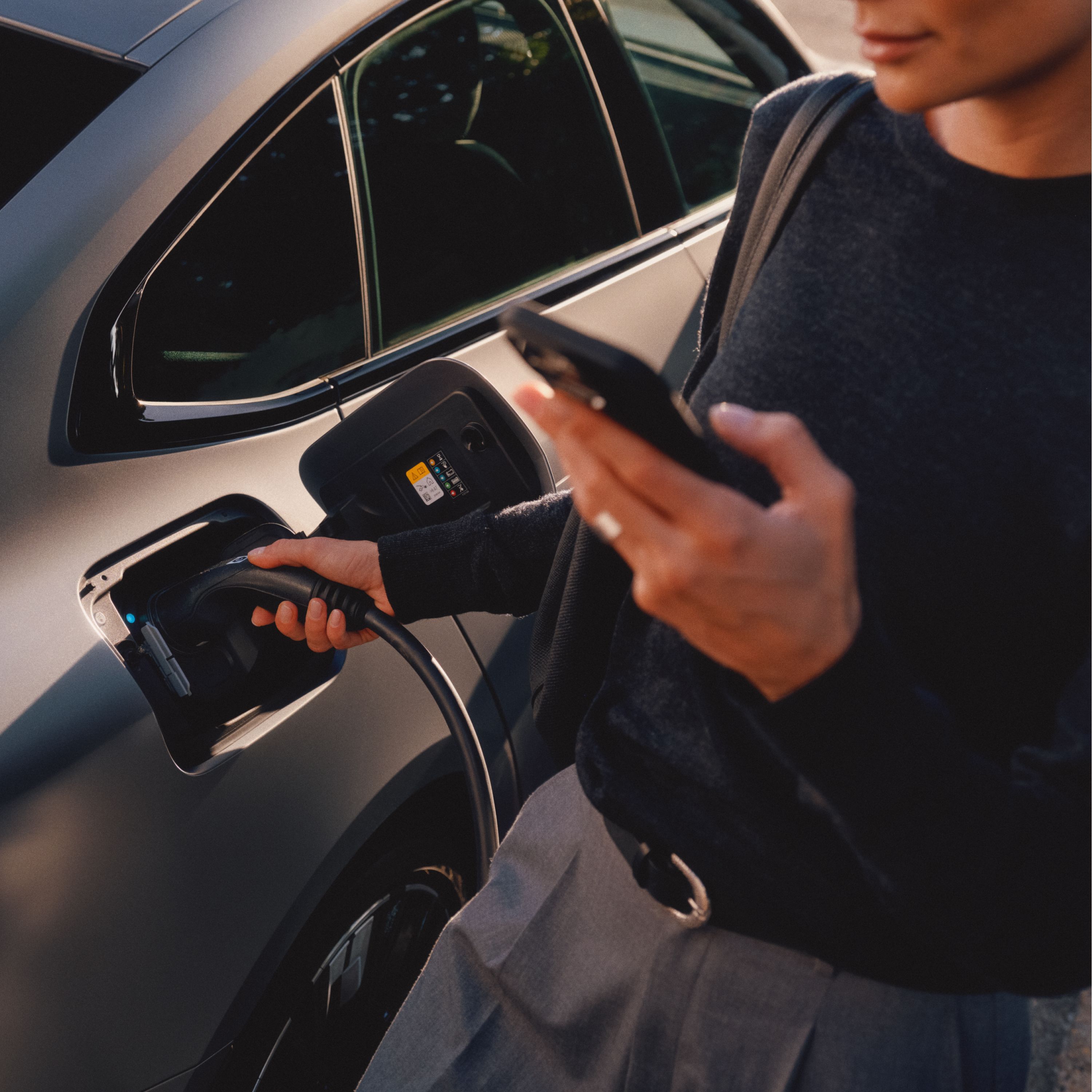 Connected Home Charging BMW i4 M50 xDrive Gran Coupé G26