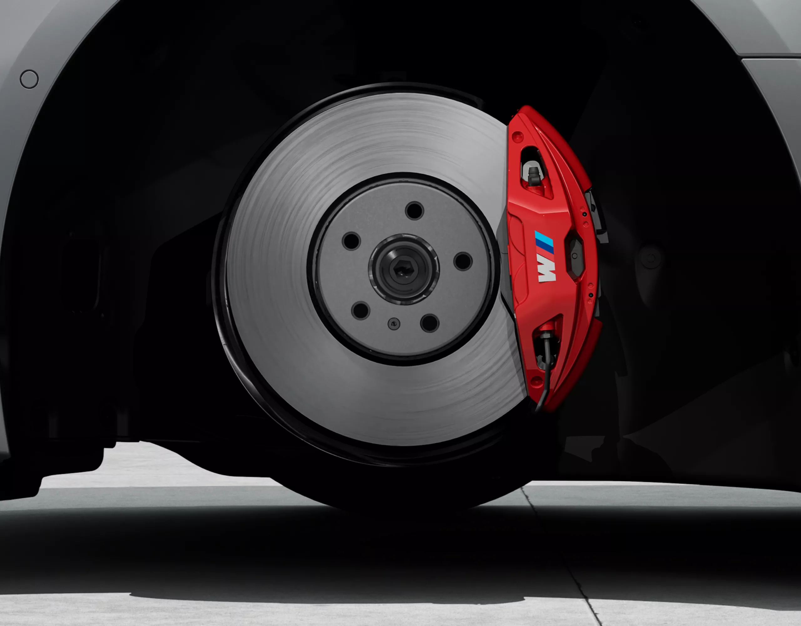 BMW i4 M60 xDrive M Sport brake red high-gloss