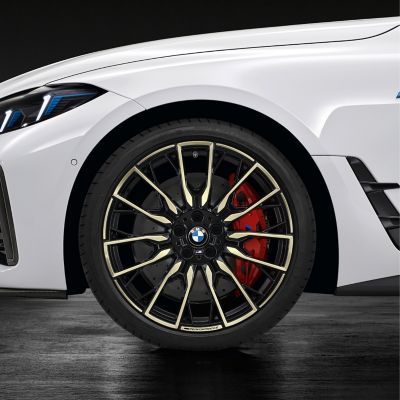 BMW i4 M60 xDrive, 20-calowe obręcze kół M Performance ze stopów lekkich w stylu Double Spoke 868