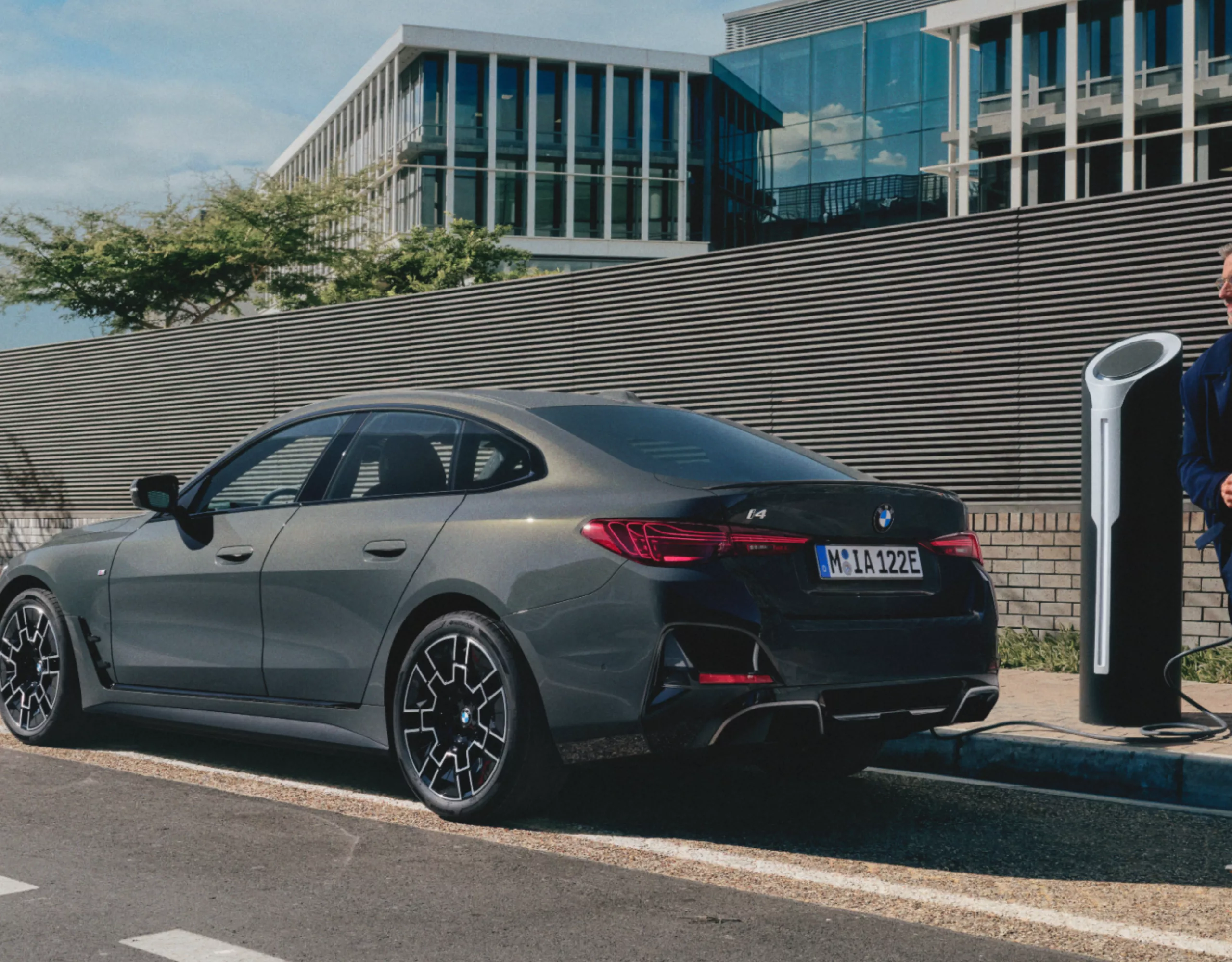 Öffentliches Laden im BMW i4 Gran Coupé G26