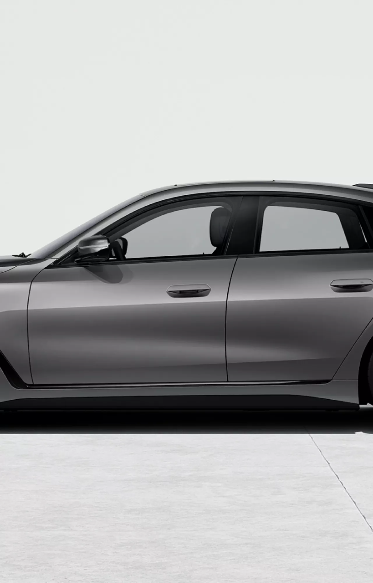BMW Serie 4 Gran Coupé (G26), molduras exteriores M Shadow Line en negro brillo