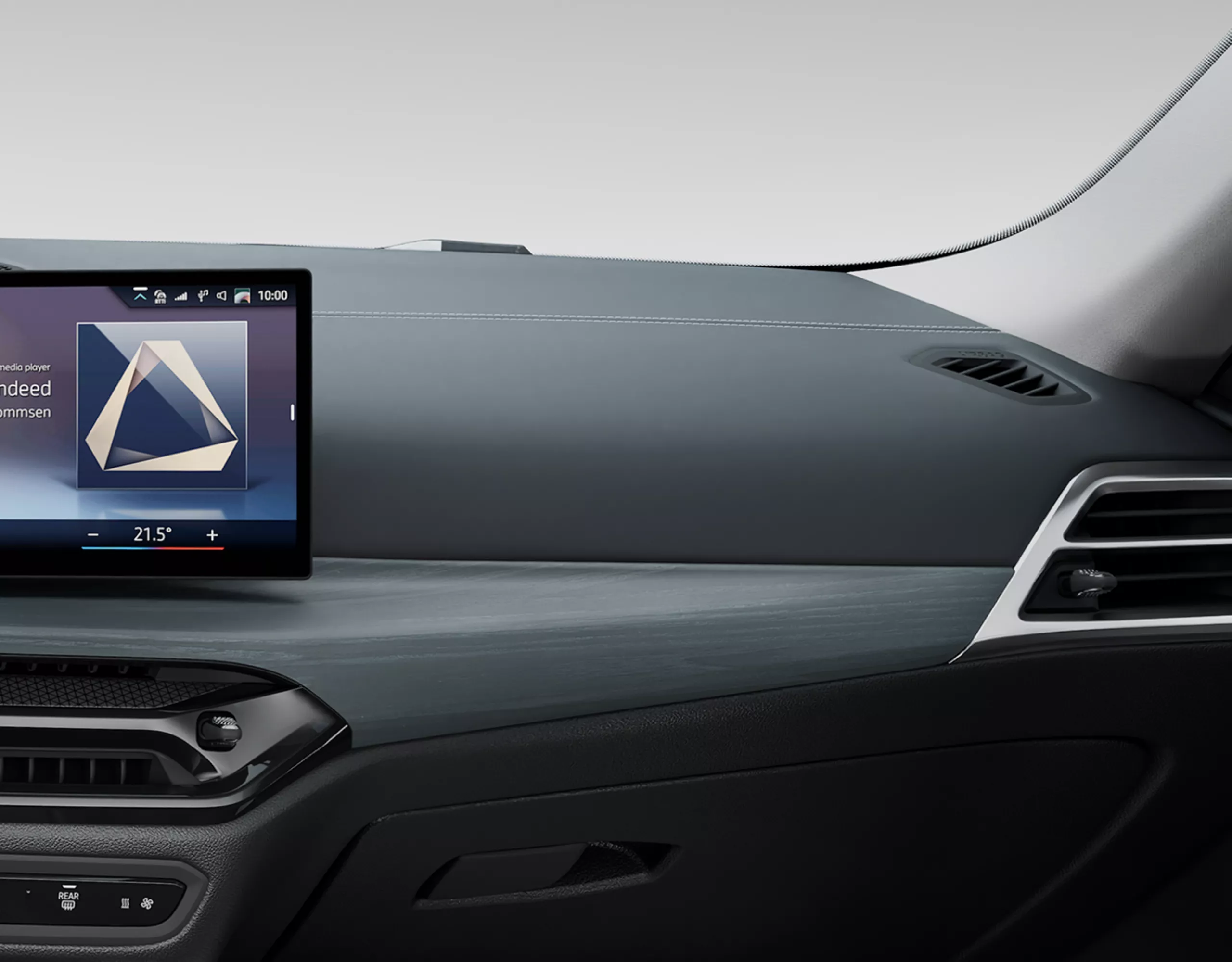 BMW 4 Series Gran Coupé (G26) Luxury instrument panel