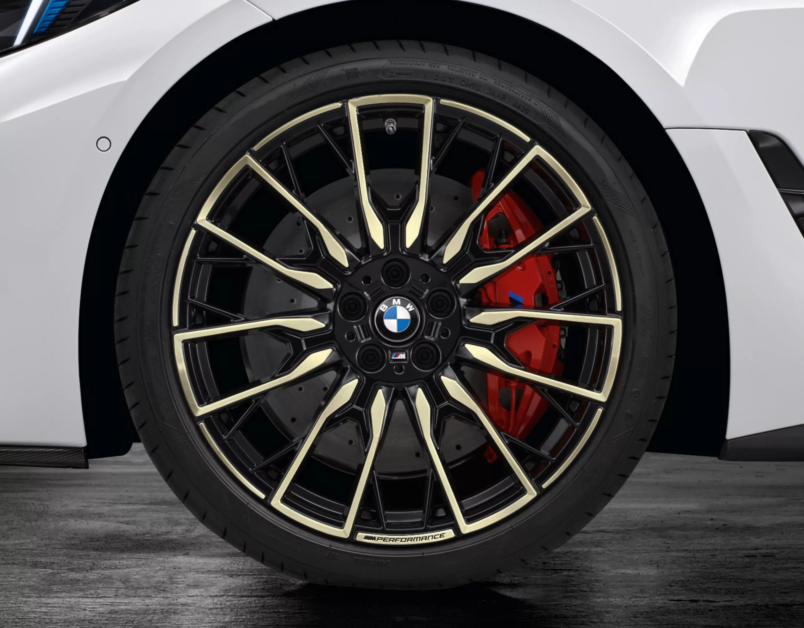 Jante en alliage léger 20” M Performance avec rayons doubles Style 868 sur la BMW M440 Gran Coupé (G26)
