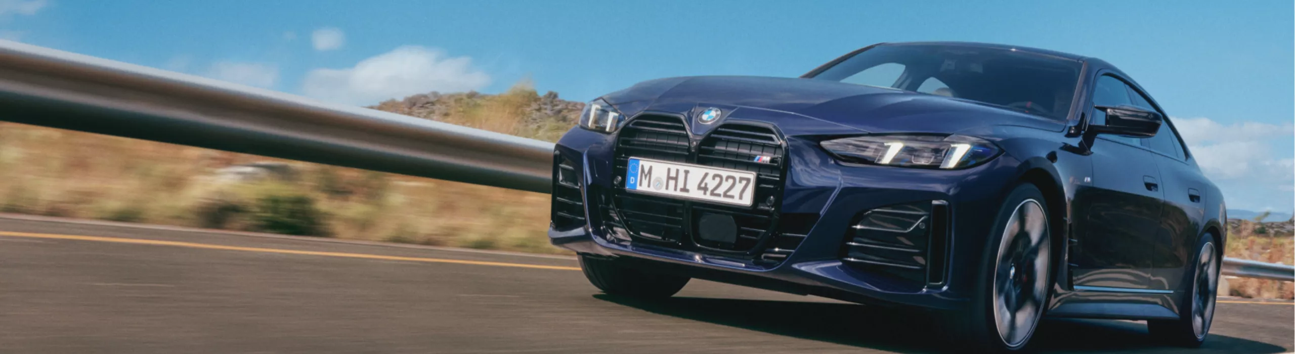 Vue de l’extérieur du nouveau design de la BMW M440 Gran Coupé (G26)