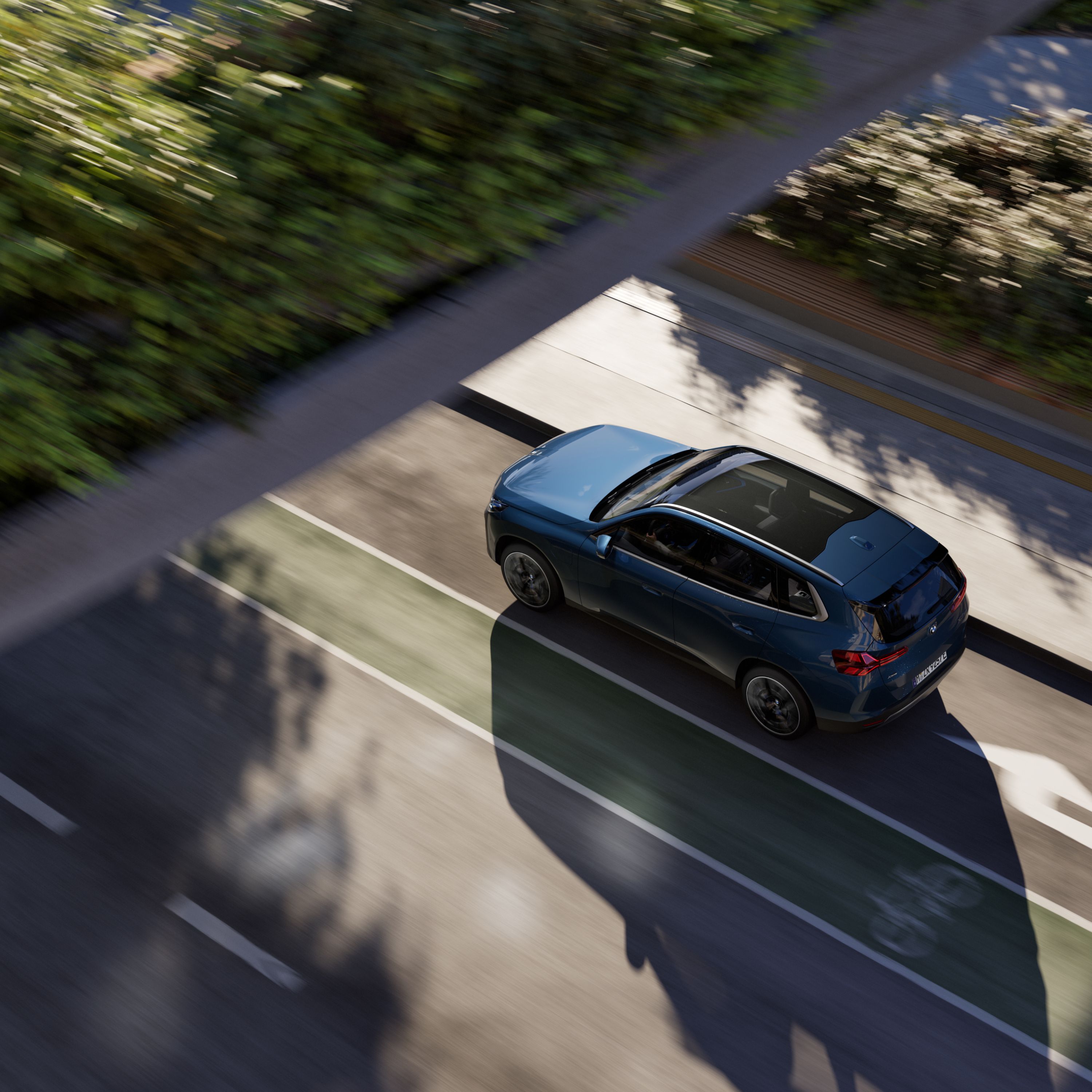 Jazda elektryczna i ładowanie BMW X3 SUV hybryda plug-in