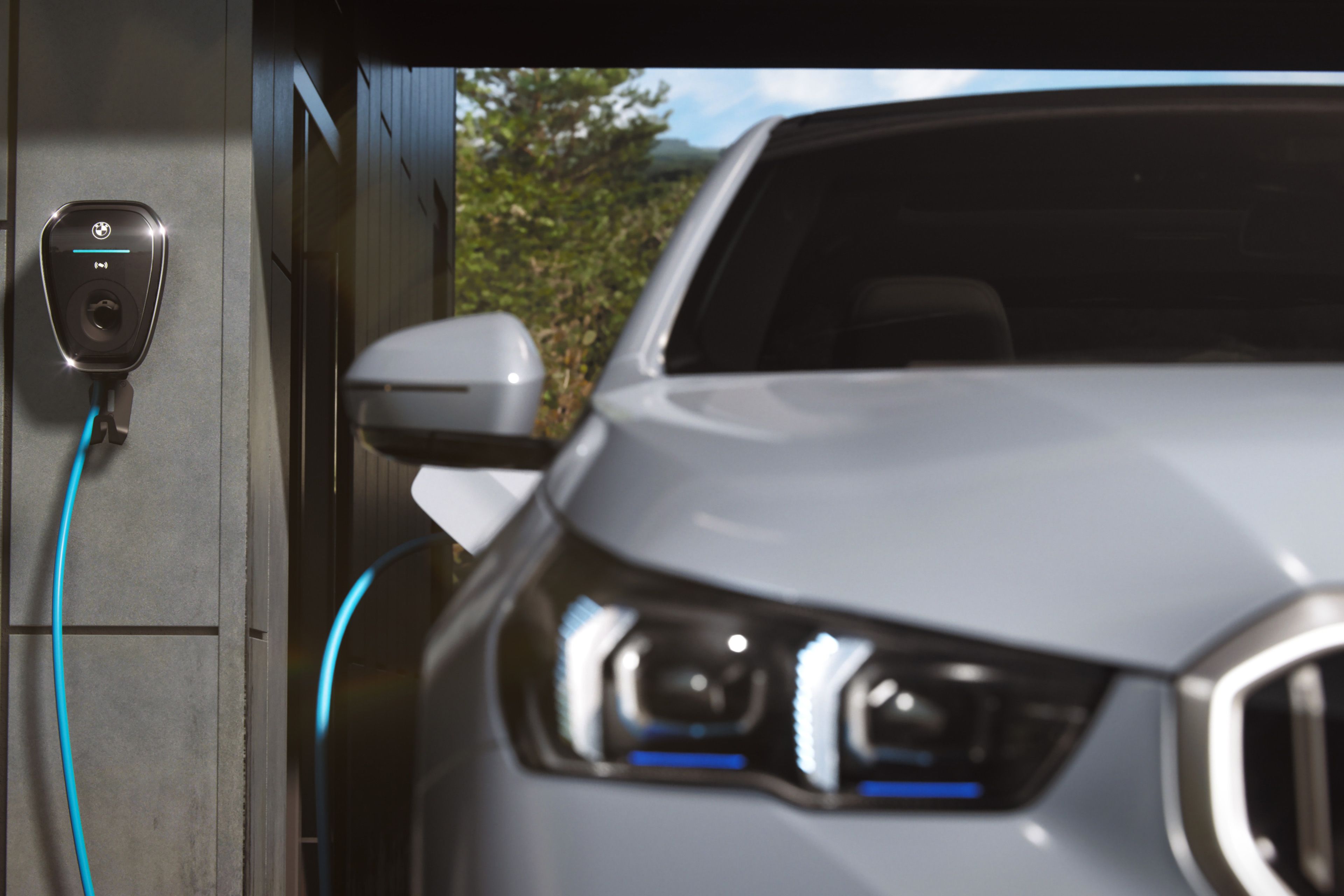 BMW i5 (G60)：簡単かつ手軽に自宅で充電