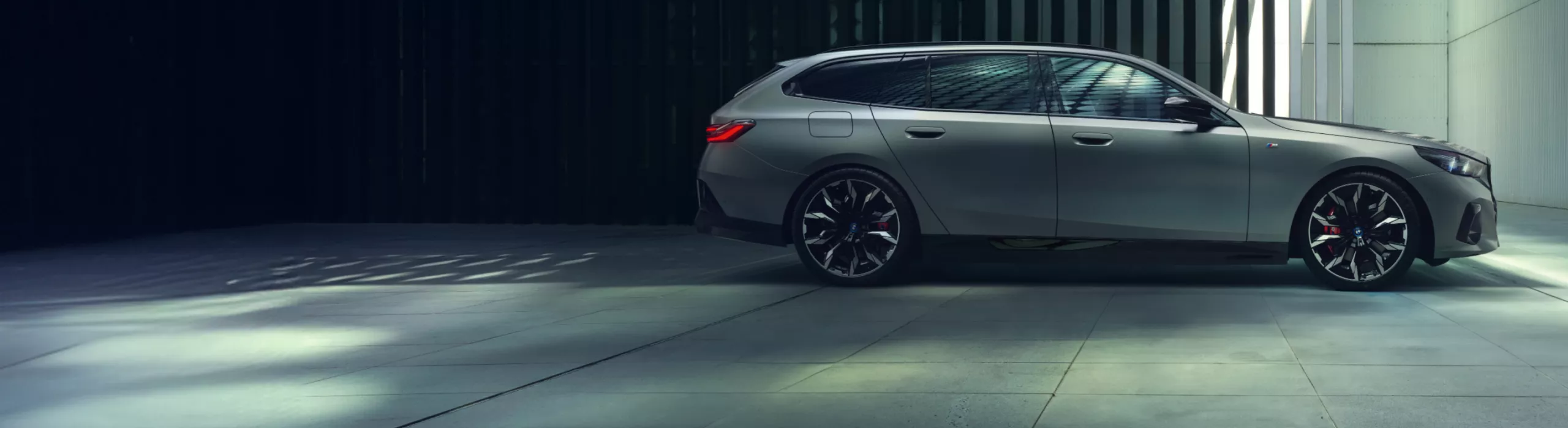 BMW i5 Touring G61 MP BEV, exterior