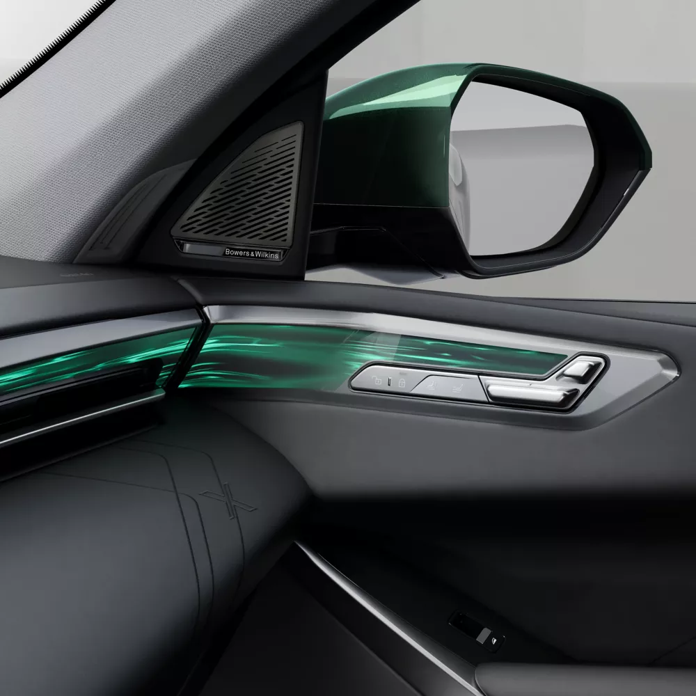 Bowers und Wilkins Lautsprecher in der Tür