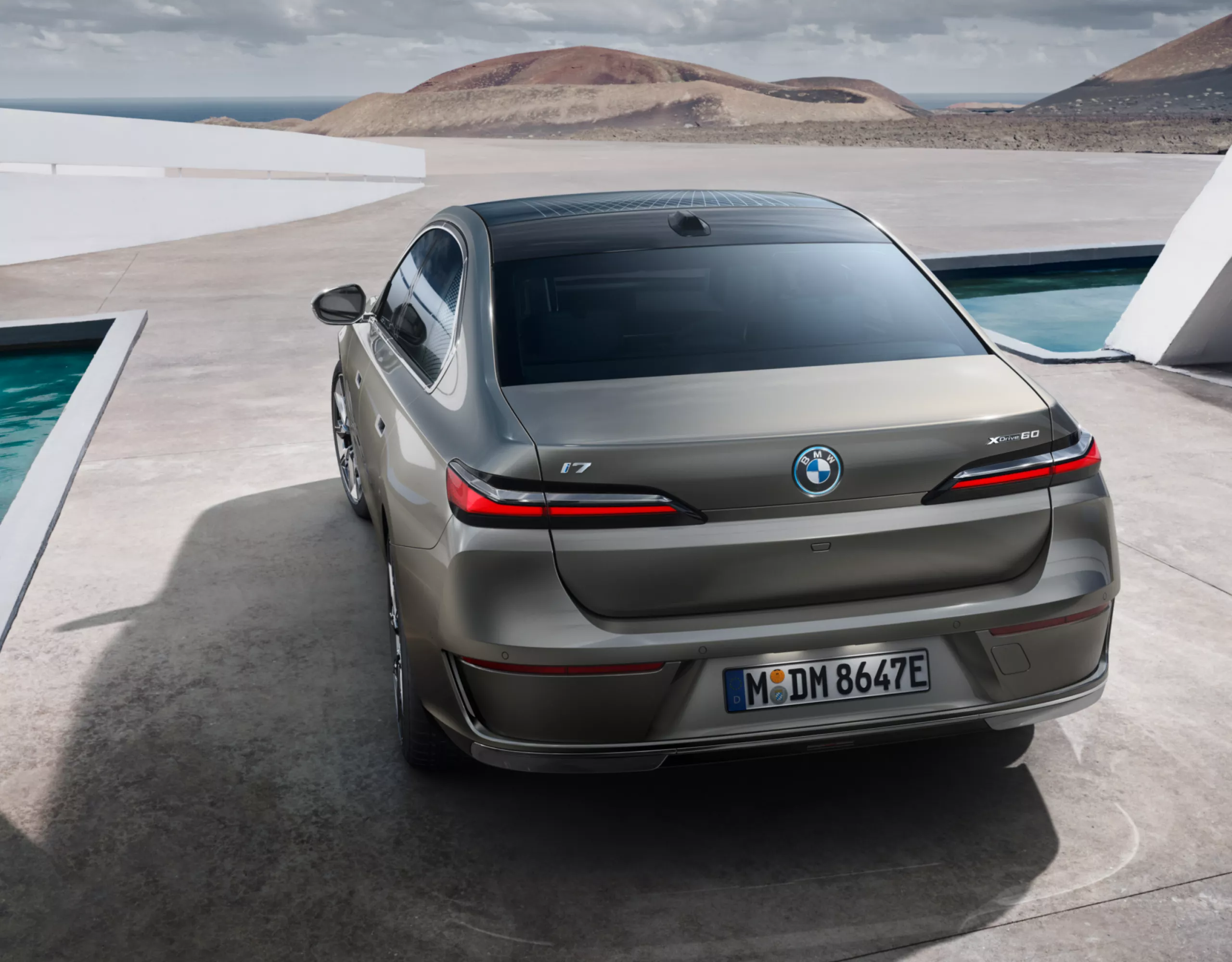 BMW i7 Sedan rear design