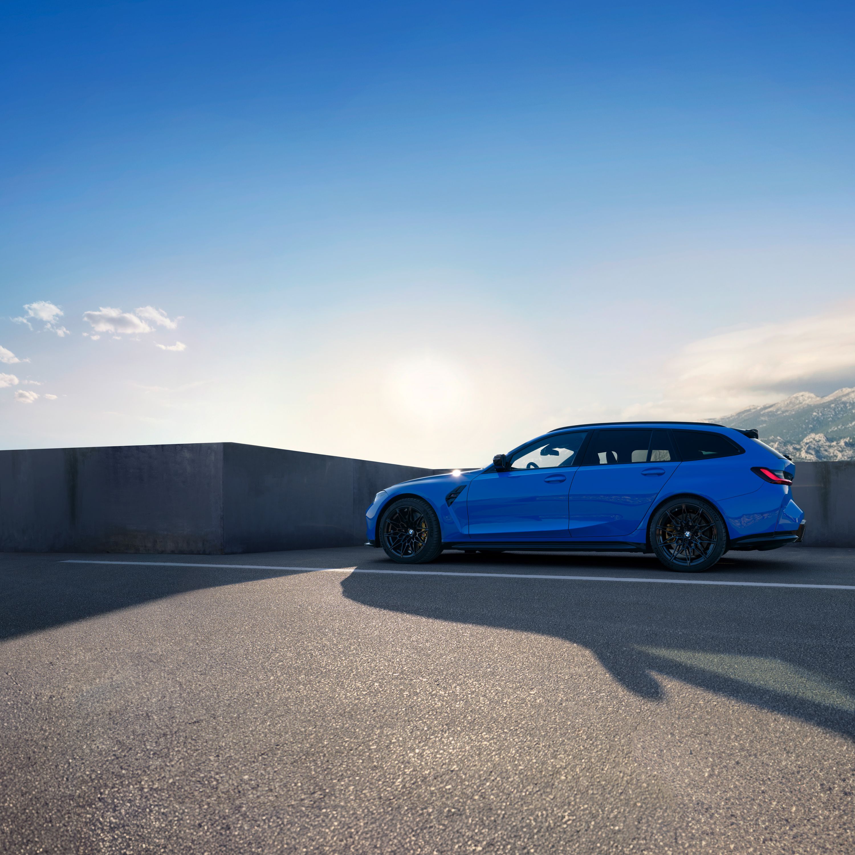 Exterior View of the BMW M3 Competition Touring with M xDrive in Voodoo Blue